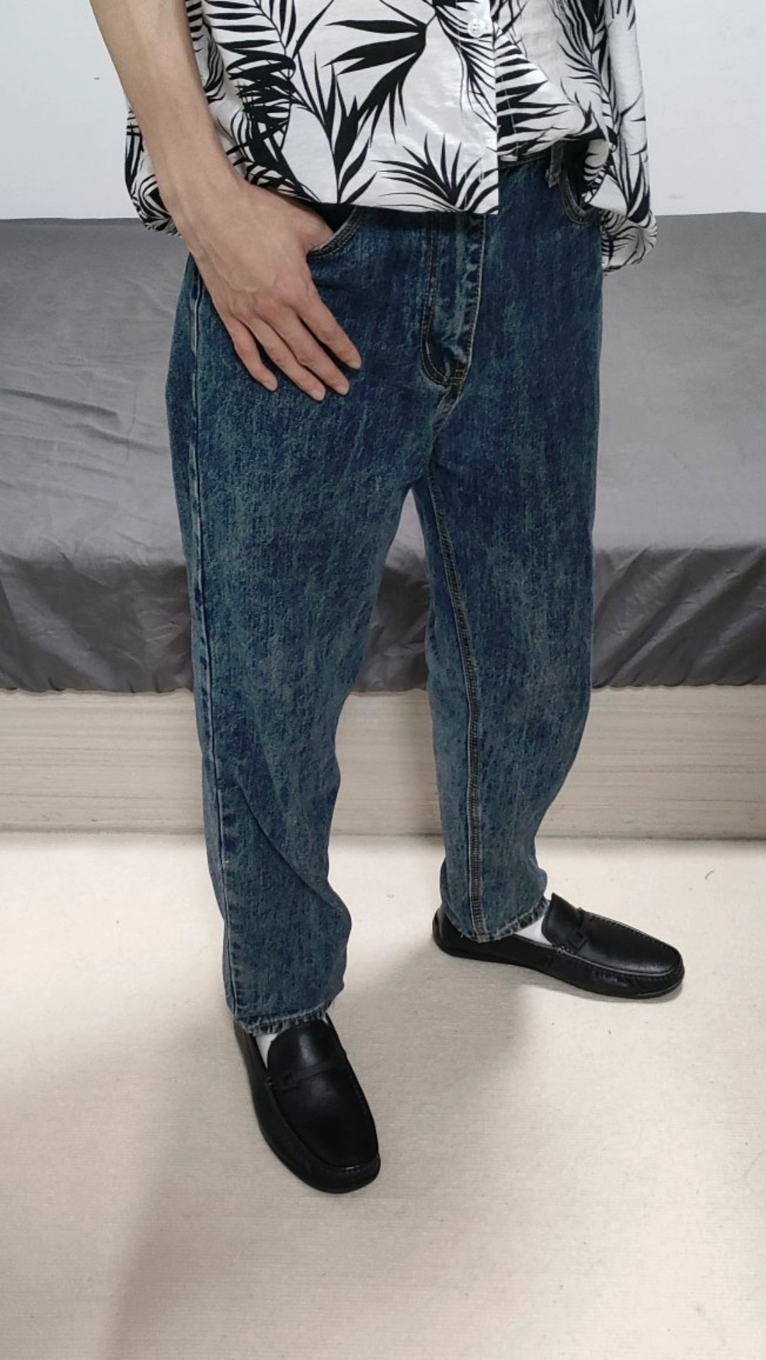 夏威夷短袖花衬衫 裤子90复古水洗牛仔裤 搭配99奥康休闲皮鞋