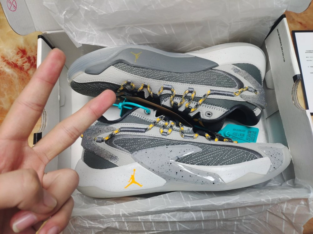 custom review-Jordan Luka 2 MID Топ Баскетбольные Кроссовки Мужские Серые