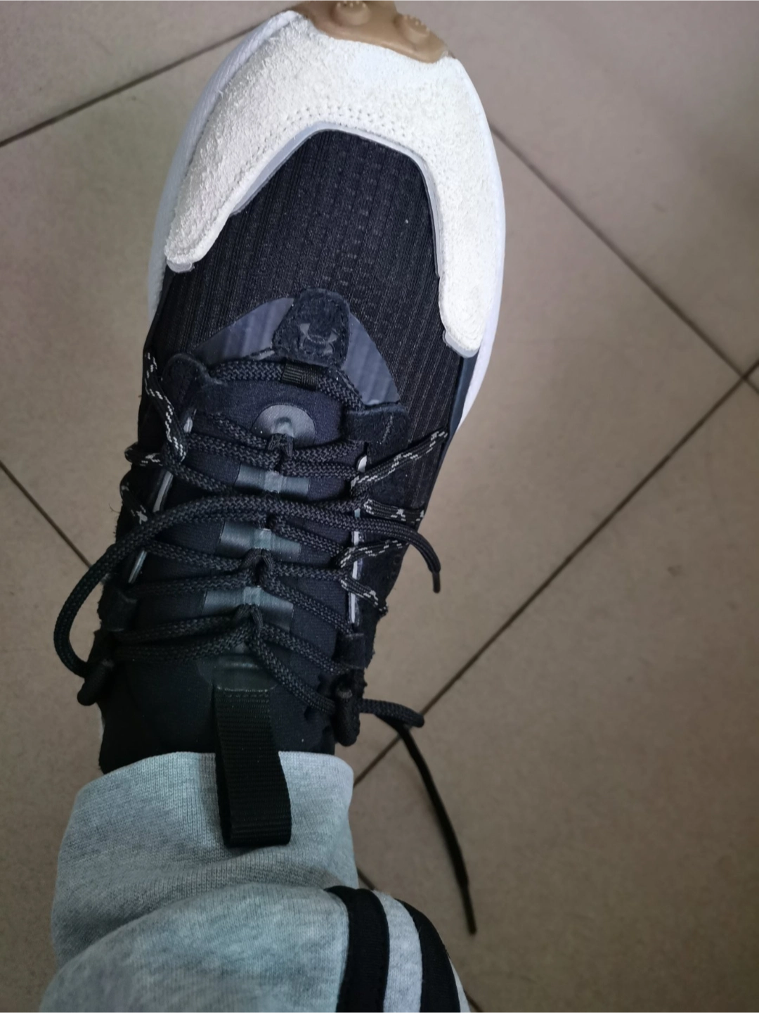 custom review-Under Armour VENTURE PRO Амортизация Износостойкий Низкий Топ Повседневная Обувь Унисекс Черный Белый