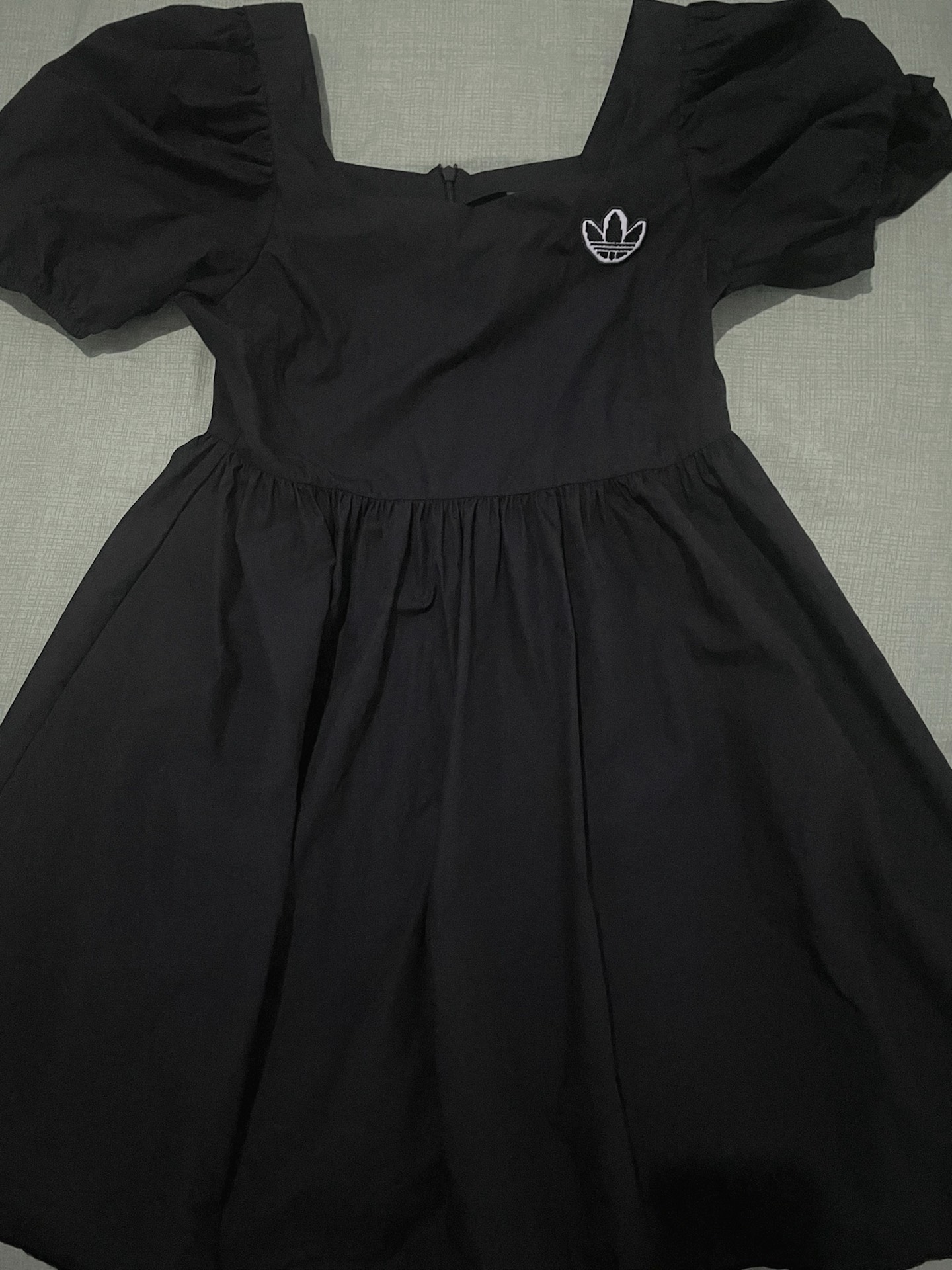 custom review-Adidas Originals Короткое платье с короткими рукавами женское черное