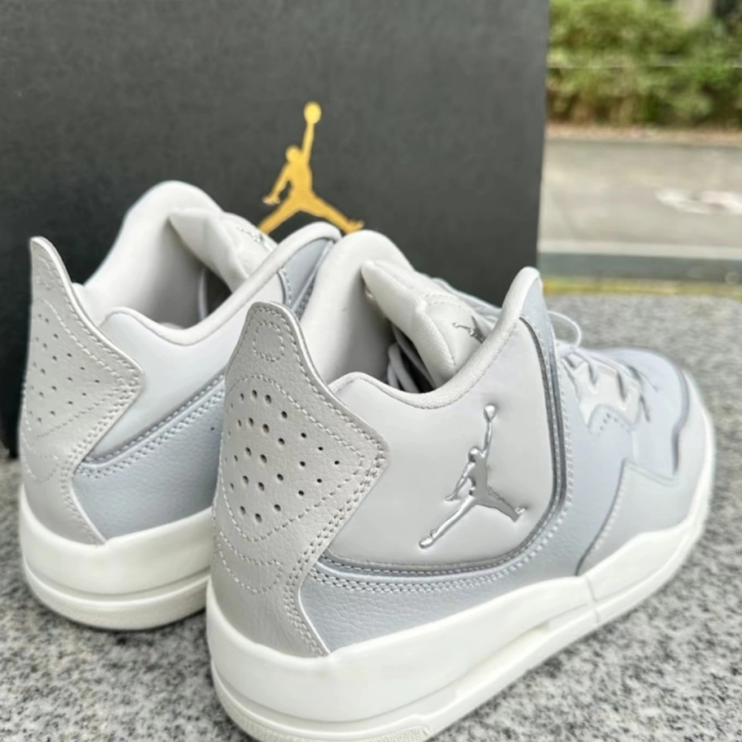 custom review-Джордан Courtside 23 Устойчивый к истиранию MID Топ Винтажные баскетбольные кроссовки Мужской Серый