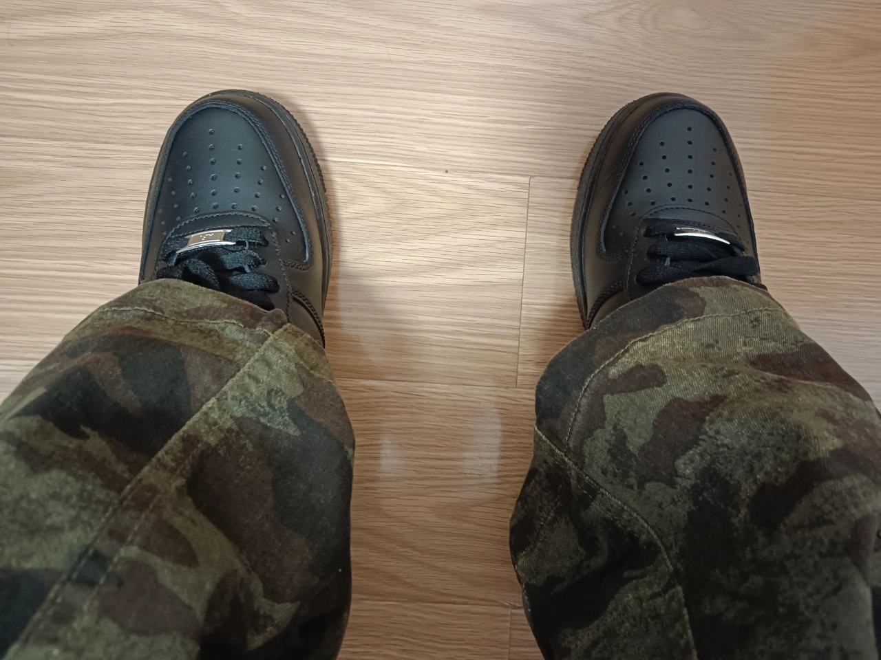 custom review-Nike Air Force 1 '07 'Triple Black'