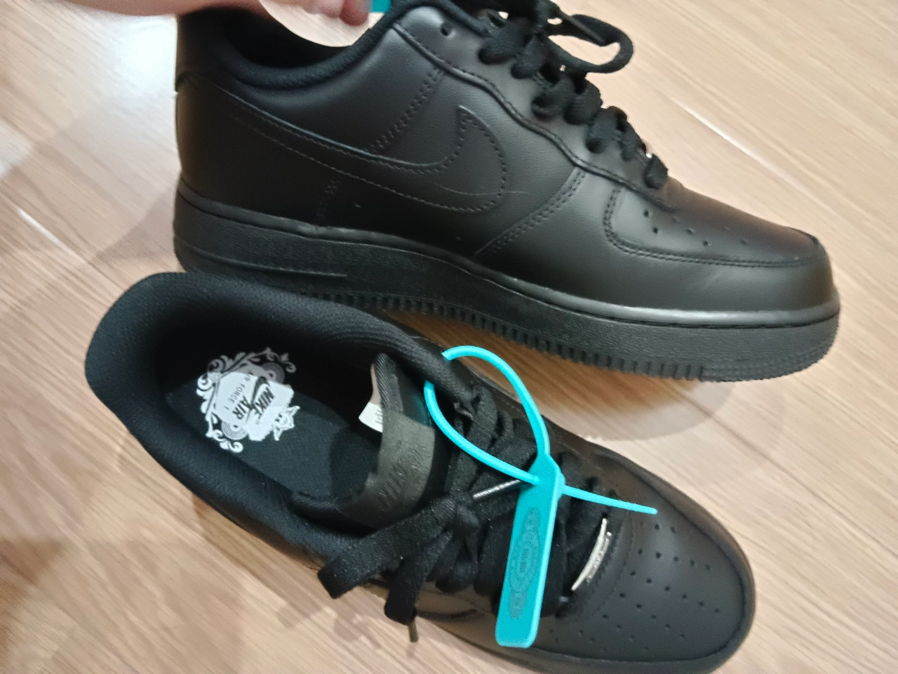 custom review-Nike Air Force 1 '07 'Triple Black'