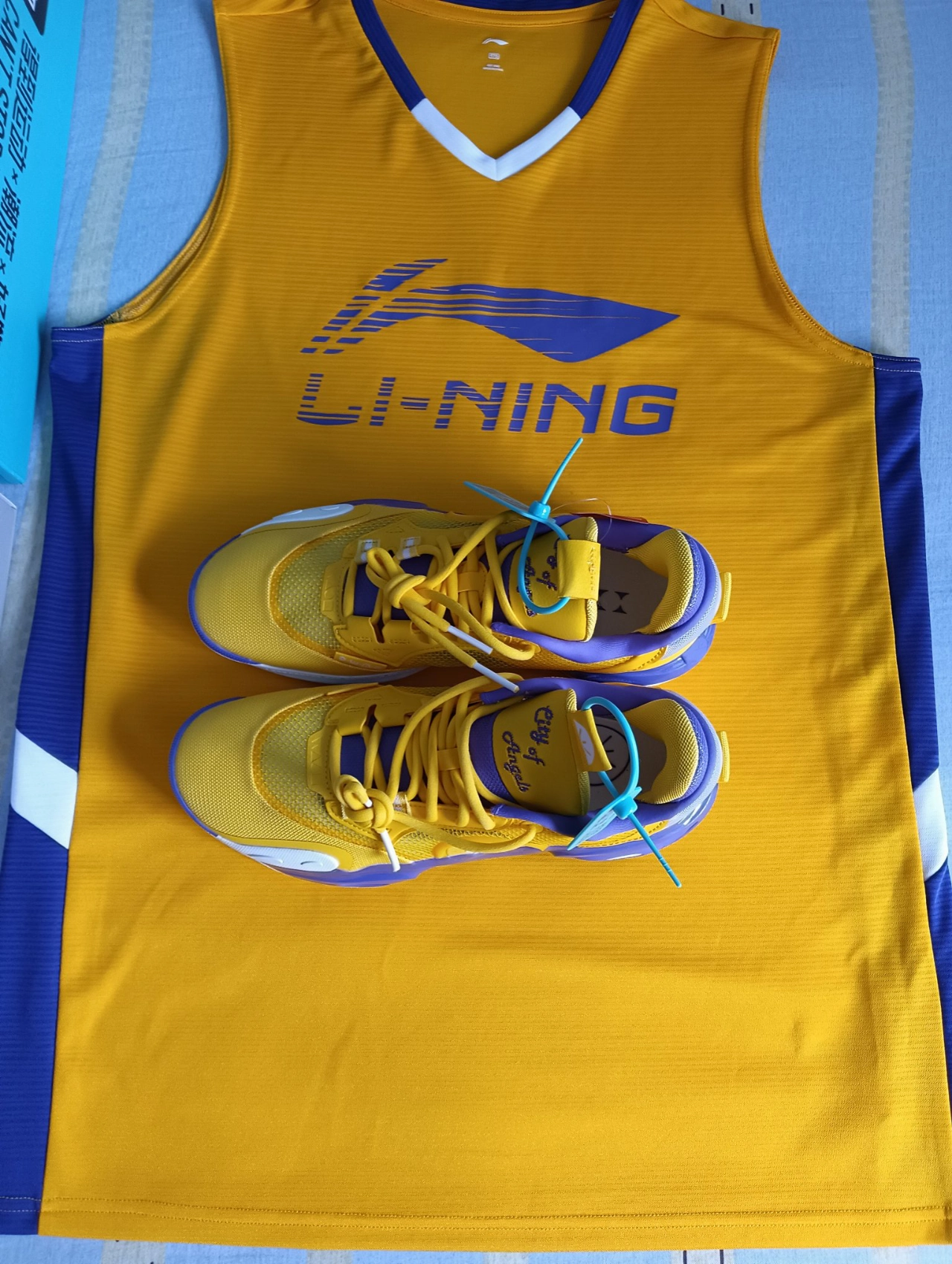 custom review-LiNing WADE ALLCITY 12 Anti Slip And Wear Resistant Support Lightweight Rebound Basketball Shoes Men's Yellow Purple