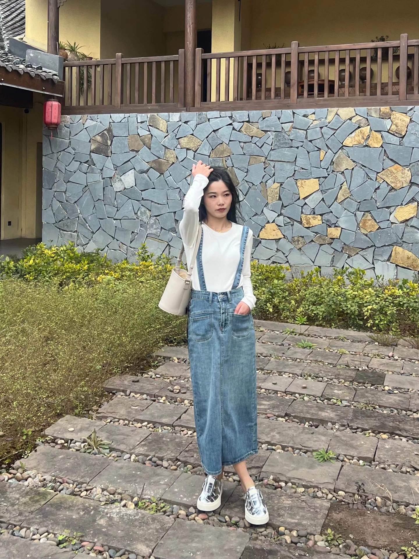 银色拖鞋 这个鞋子真的可以,一直被推荐终于下手了,鞋底很软款式液苘