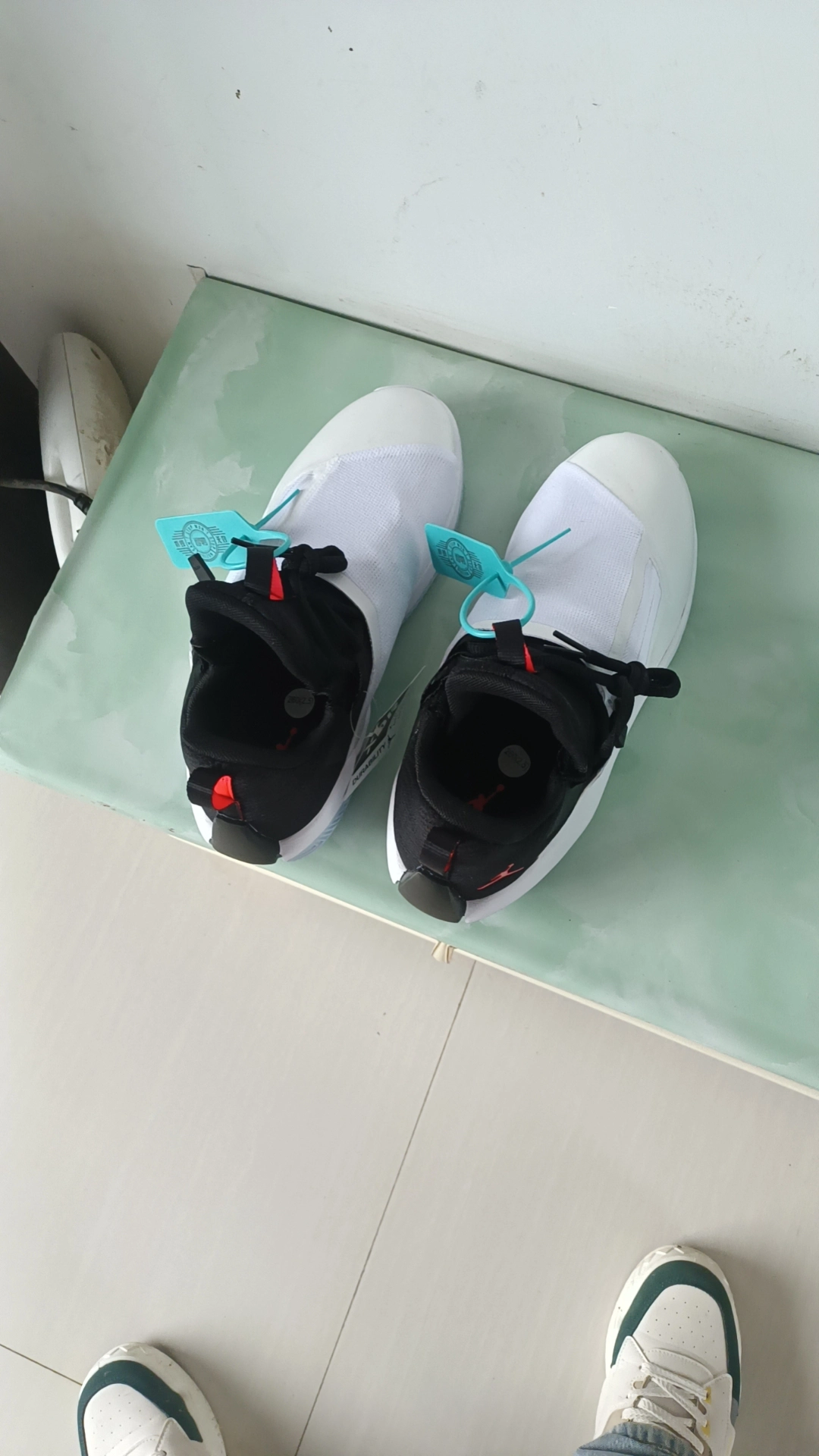 custom review-Jordan Jumpman Hustle PF Амортизация Легкий Низкий Топ Баскетбольные Кроссовки Мужской Черный Белый