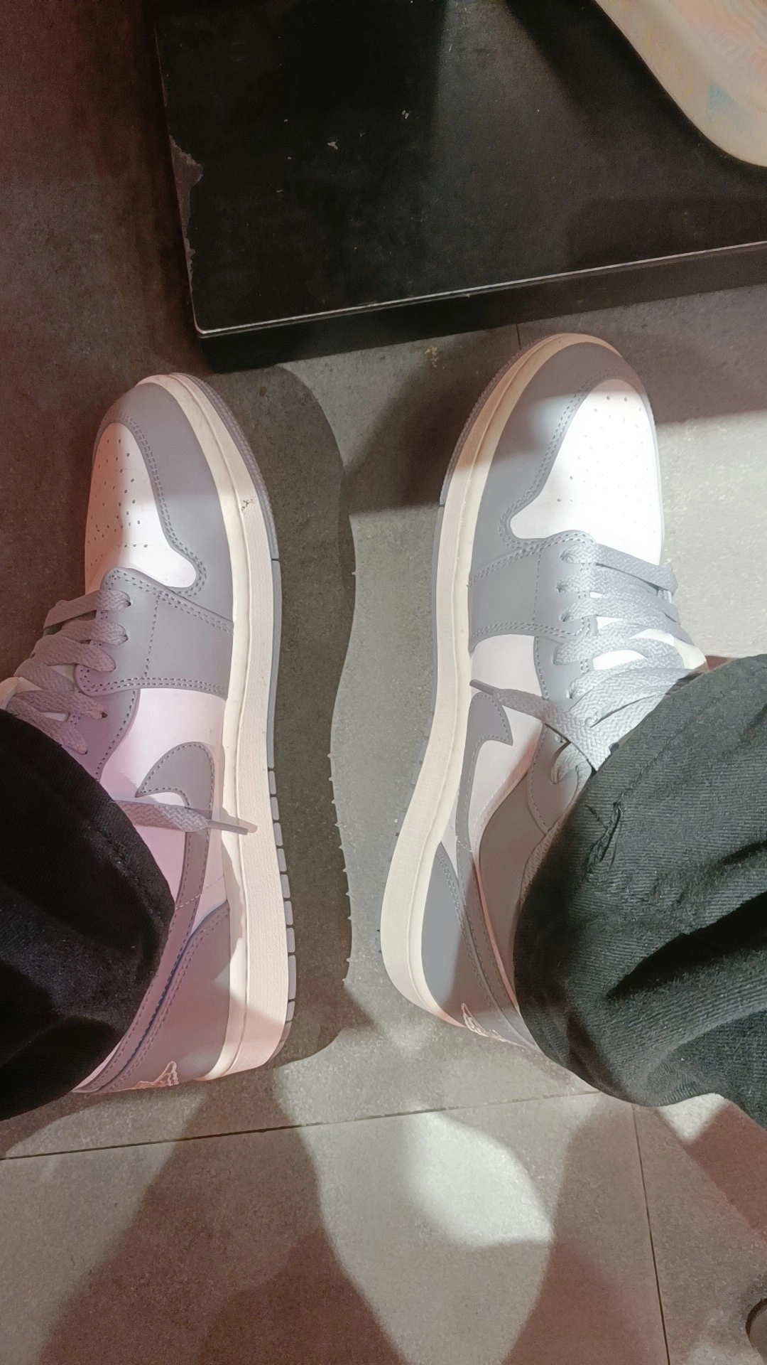 custom review-Air Jordan 1 Low 'Vintage Grey'