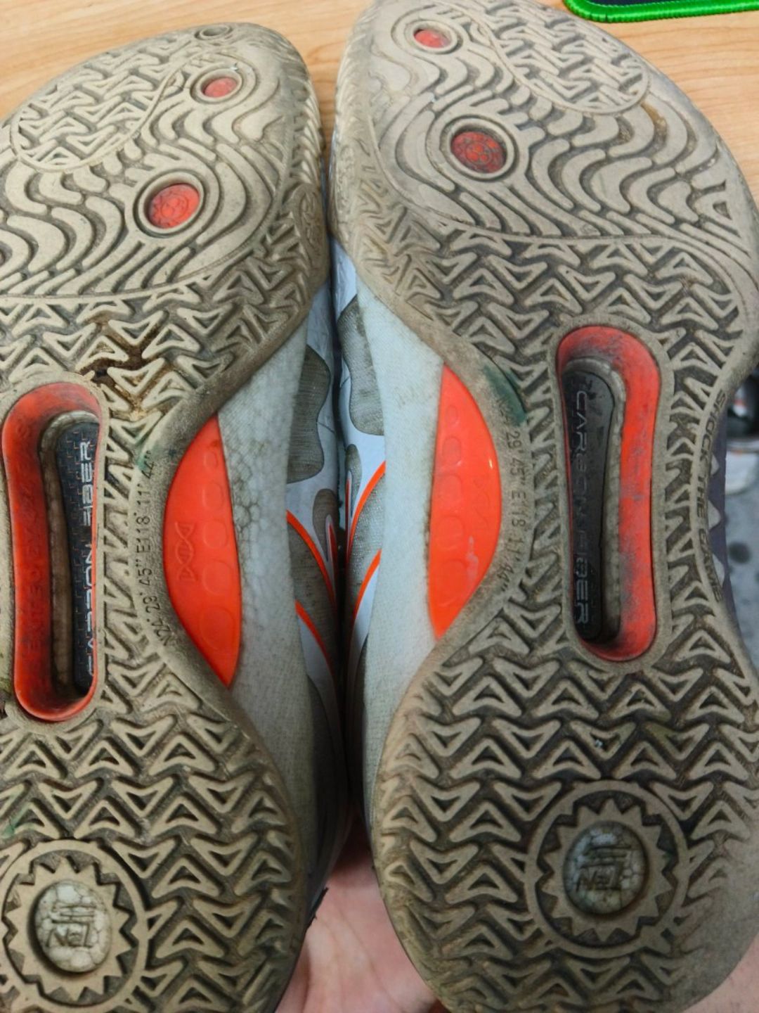 custom review-ANTA Shock Wave 5 Баскетбольные кроссовки Низкий Топ Мужской