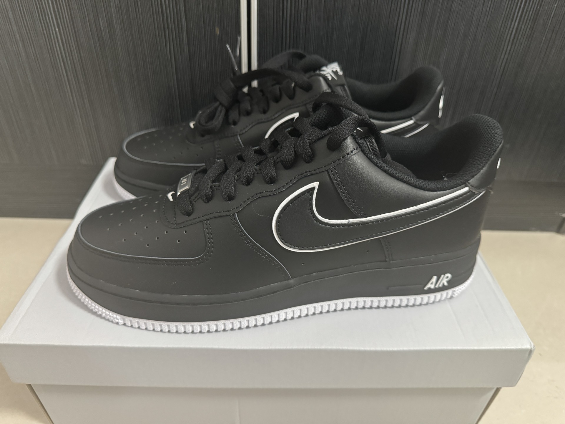 nike air force 1 low 黑武士