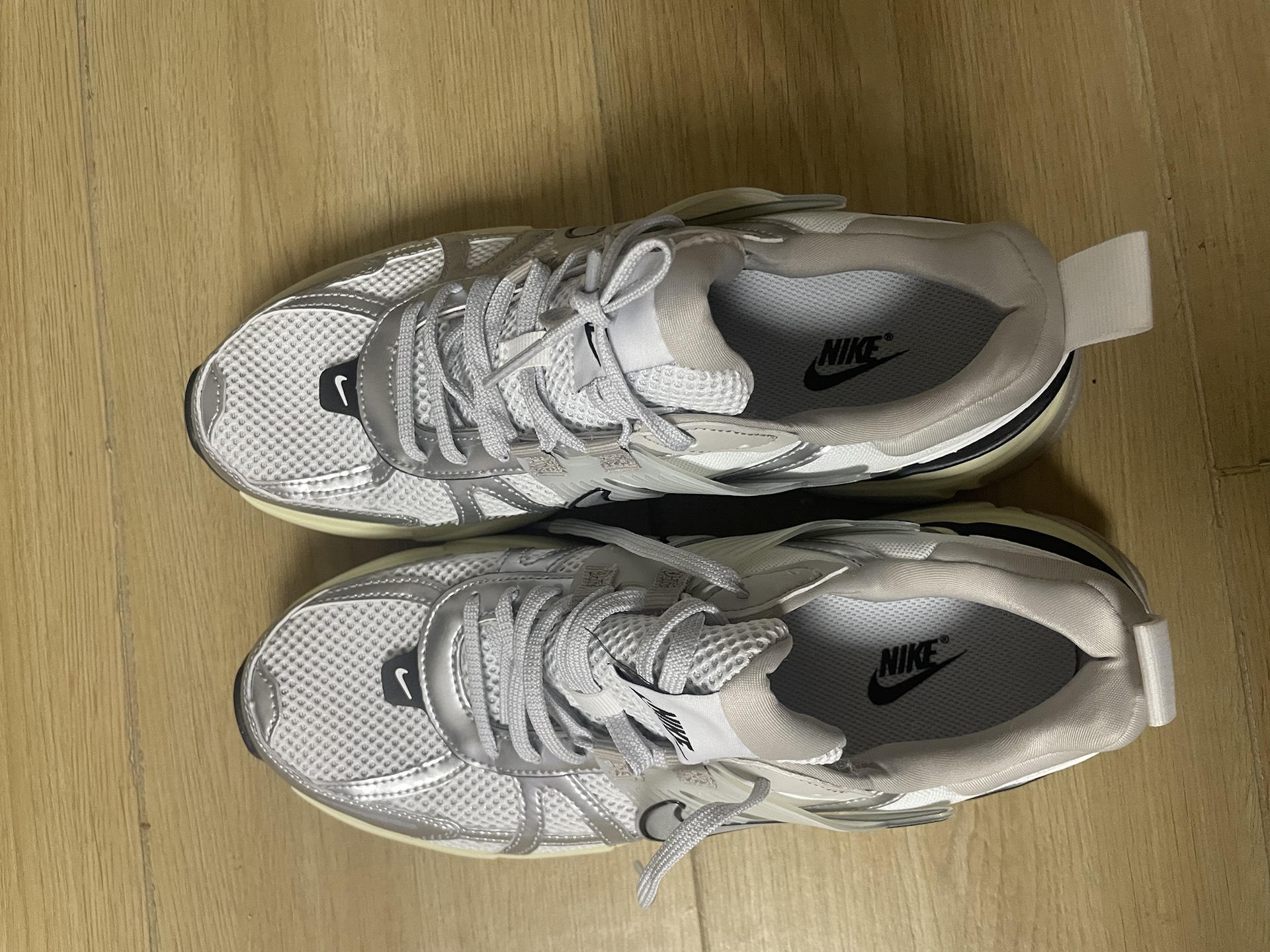 custom review-Nike V2K Run Амортизаторы Shock противоскользящие устойчивые к истиранию низкий топ повседневная обувь для бега мужская серый