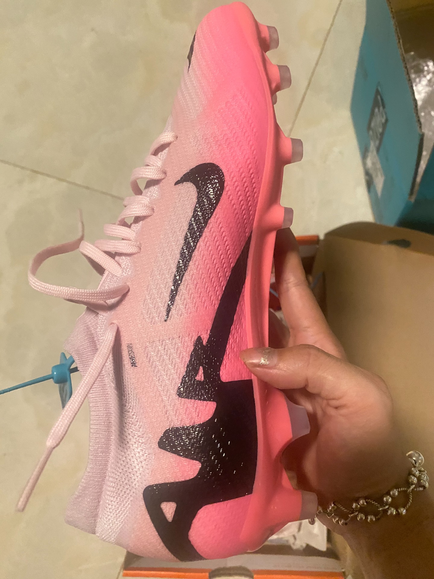 custom review-Nike Zoom Mercurial Vapor 15 Pro AG 'Ready Pack'
