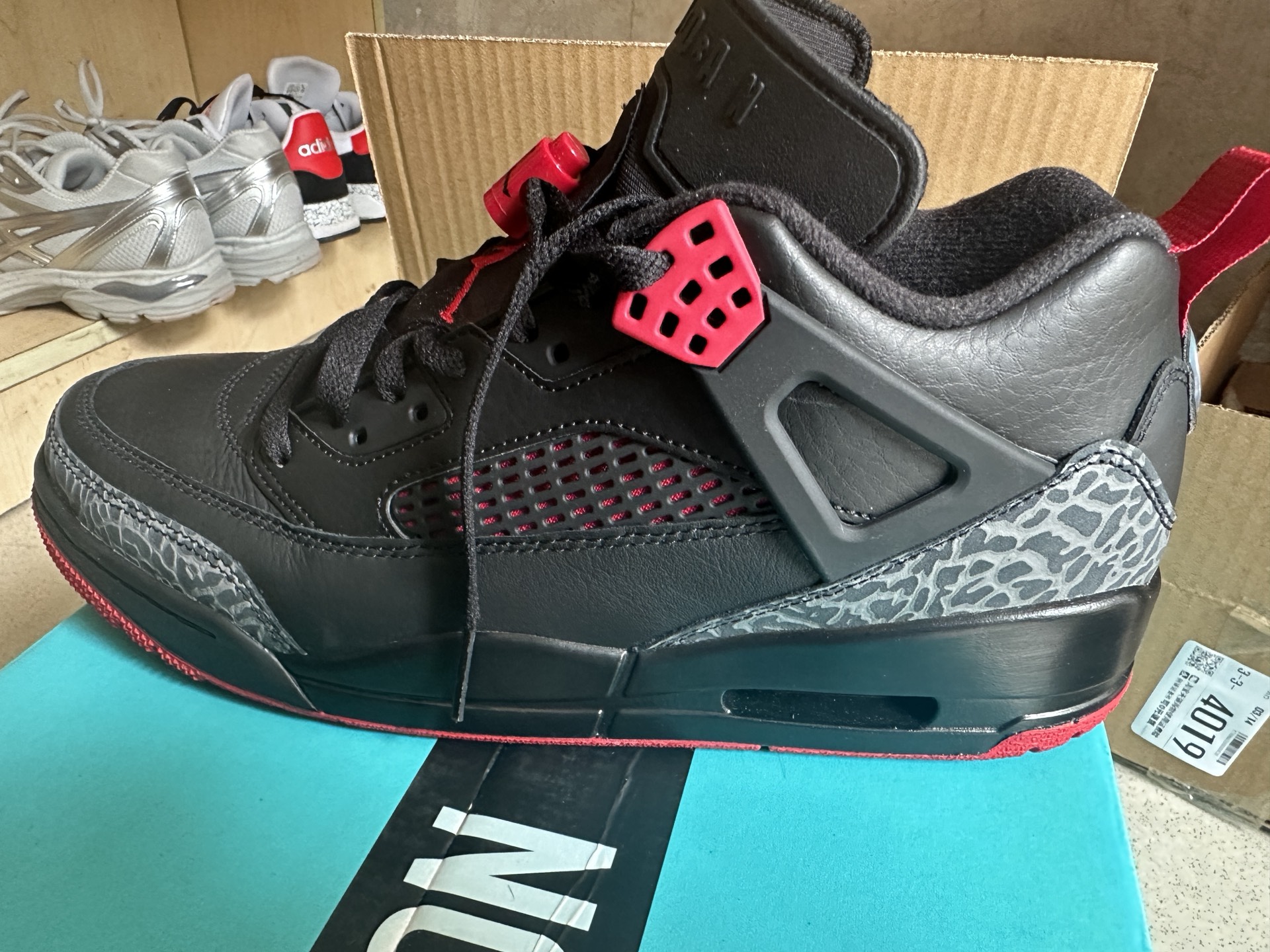 custom review-Джордан Spizike Low Slip-Resistant Low Top Винтажные Баскетбольные Кроссовки Мужские Черные Красные