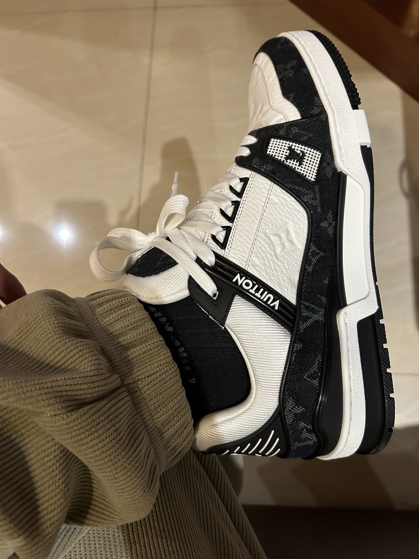 custom review-LOUIS VUITTON Lv Trainer 'White Black Panda'