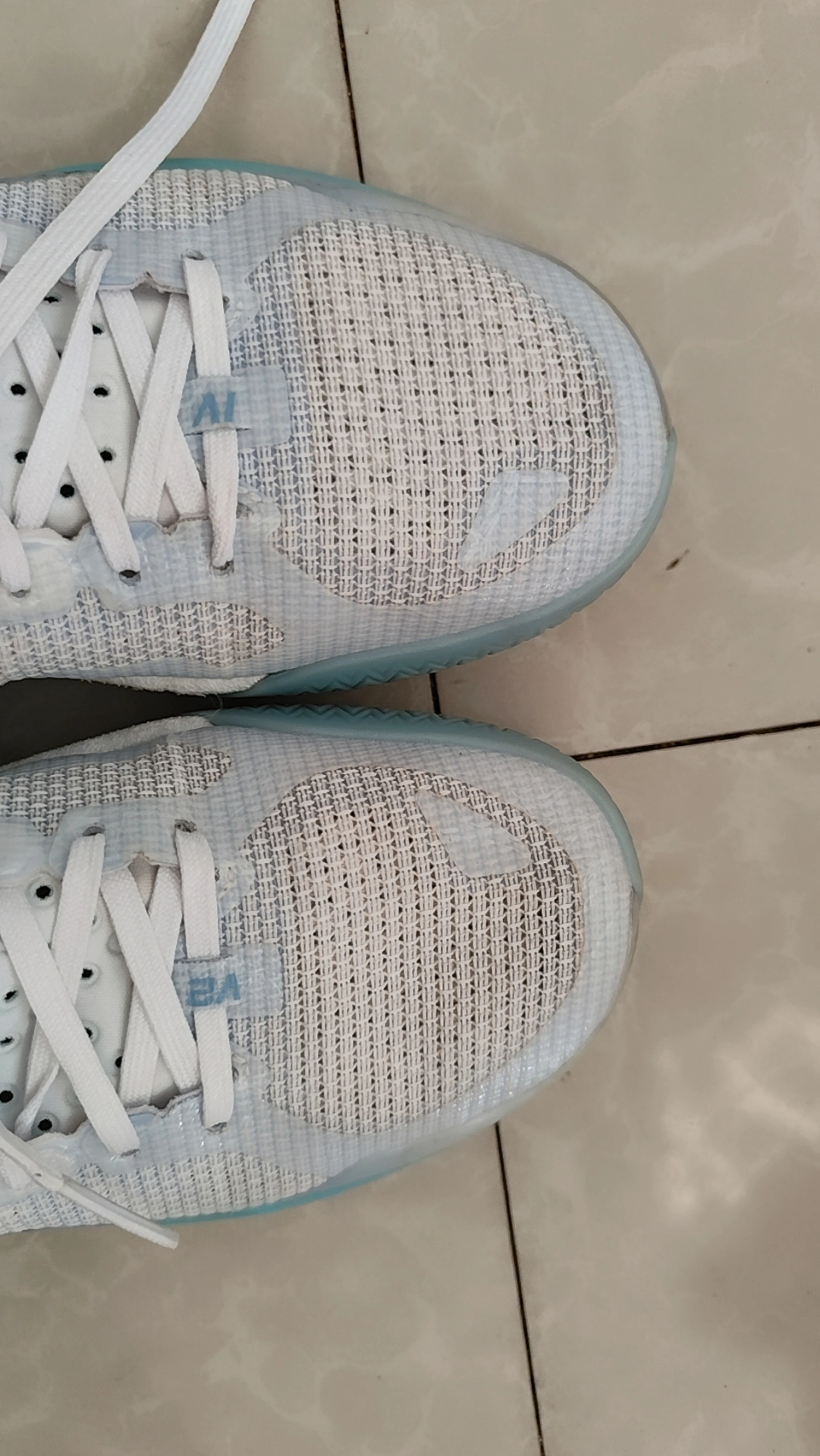 custom review-LINING Blade 4V2 Basketball Shoes Men's Low top Island Blue/Snow Cyan Purple