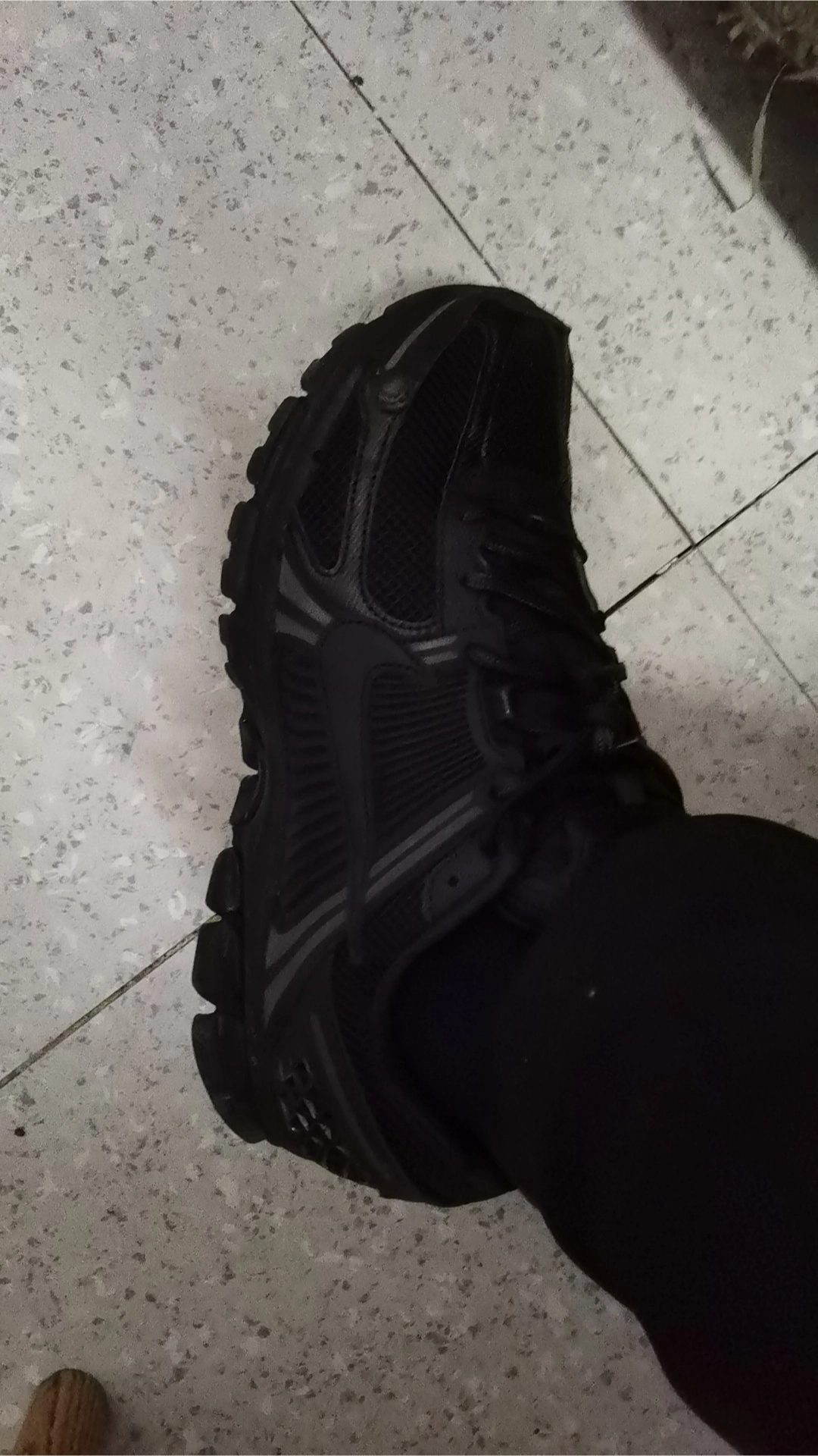 custom review-Nike Air Zoom Vomero 5 Амортизация Противоскользящий Дышащий Низкий Топ Повседневный Тренировки Городской Коммутирование