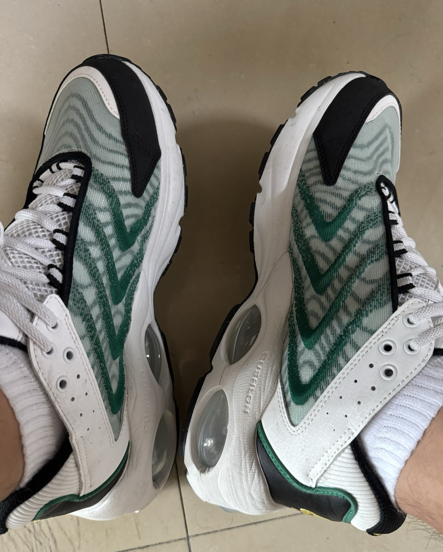 custom review-Nike Air Max TW Low Топ Повседневные Беговые Кроссовки Мужские Черные Белые Зеленые