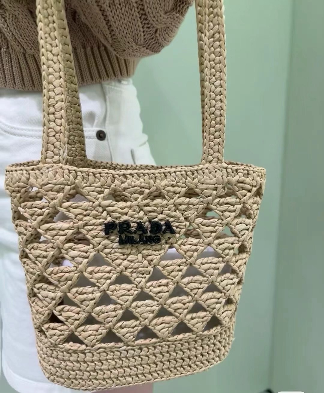 prada普拉达 字母logo标志 稻草 手提包 女款 黄色 prada普拉达 啄父