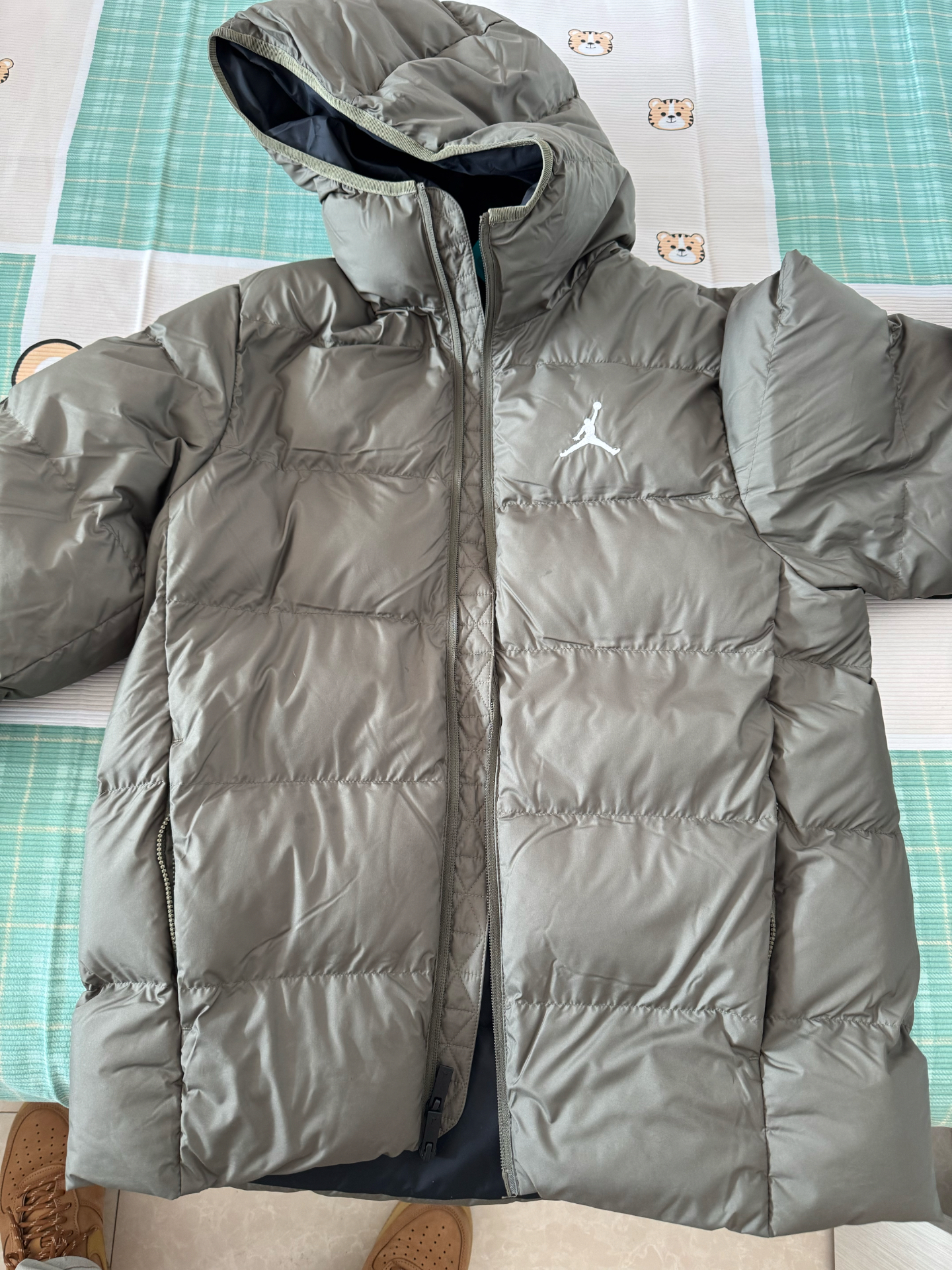 custom review-Джордан Brooklyn Пуховик Мужской Средний Оливковый Зеленый Черный