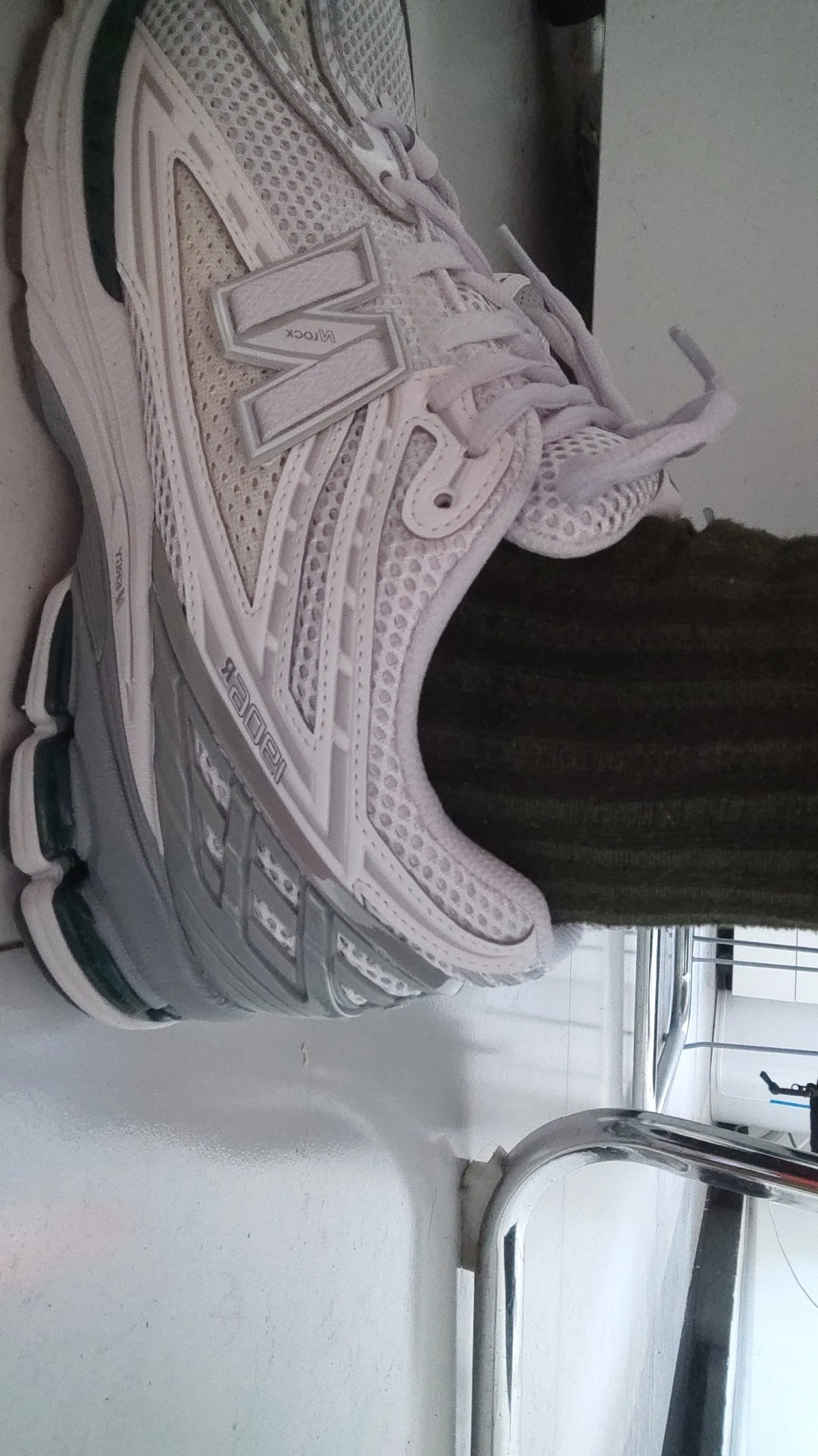 custom review-New Balance NB 1906R противоскользящий устойчивый к истиранию дышащий низкий топ повседневный унисекс серый белый