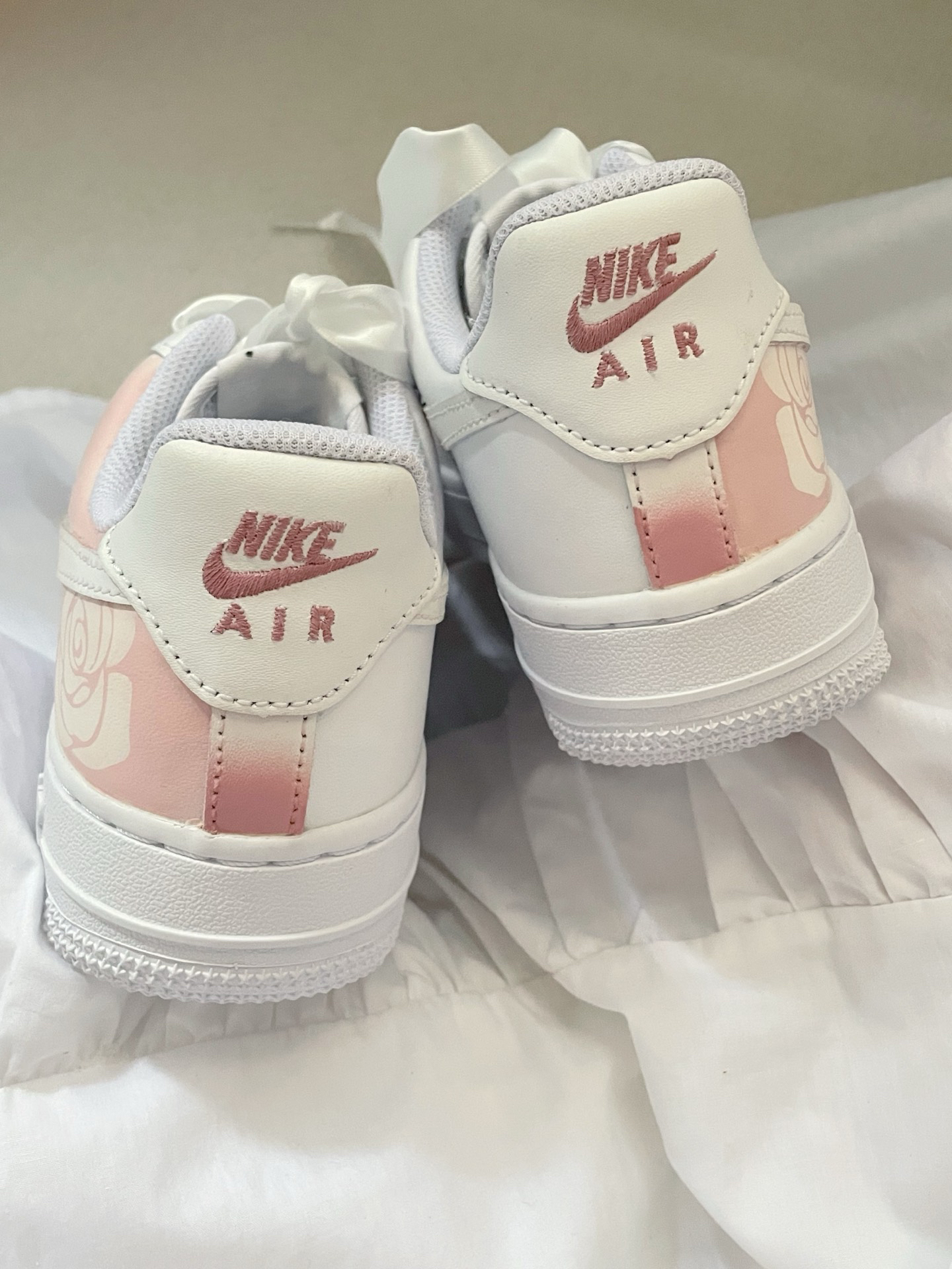 绝了啊!耐克空军玫瑰之名这谁顶得住啊93