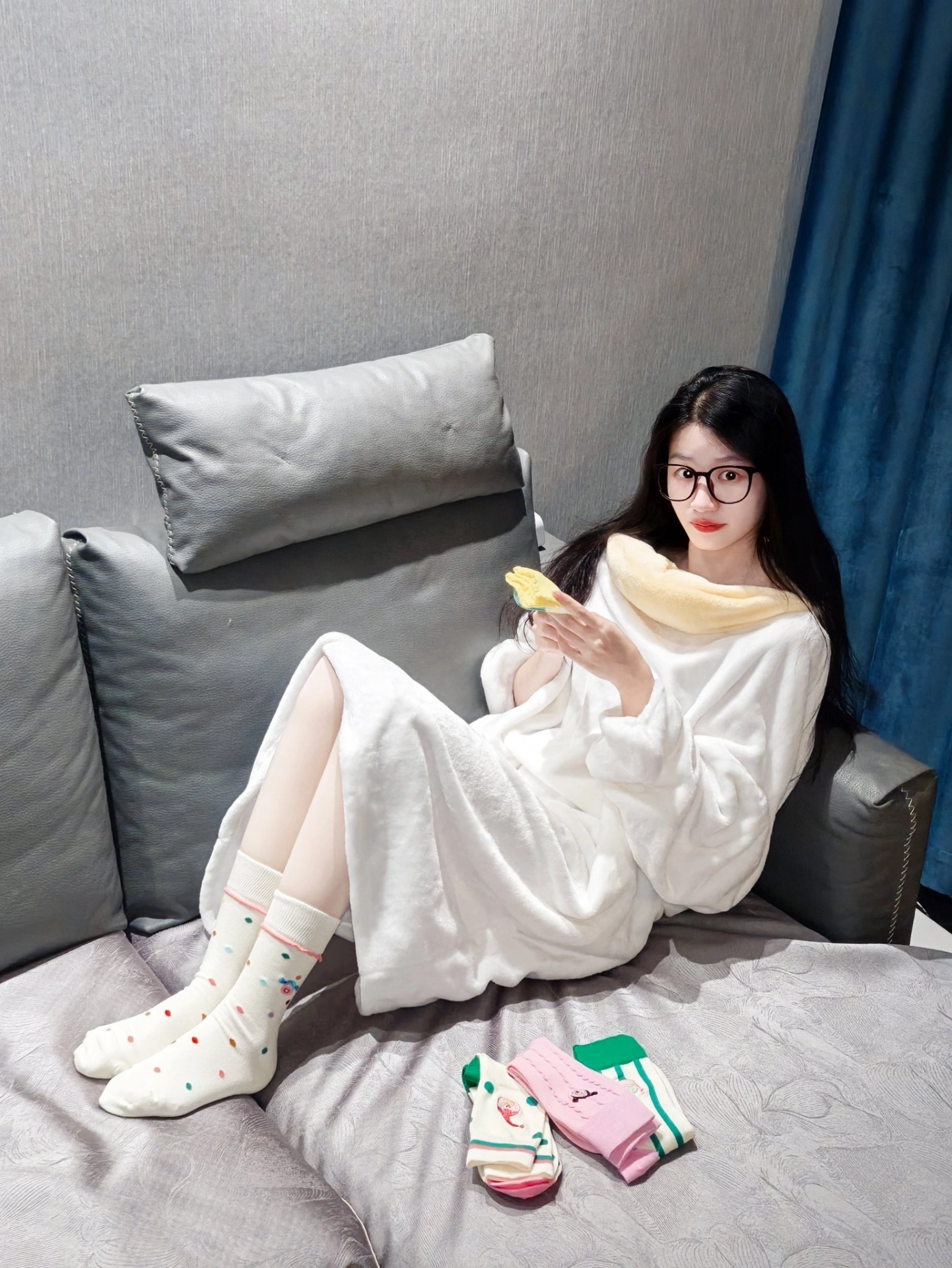 震惊了!伊丽莎白都觉得这个袜子好看!