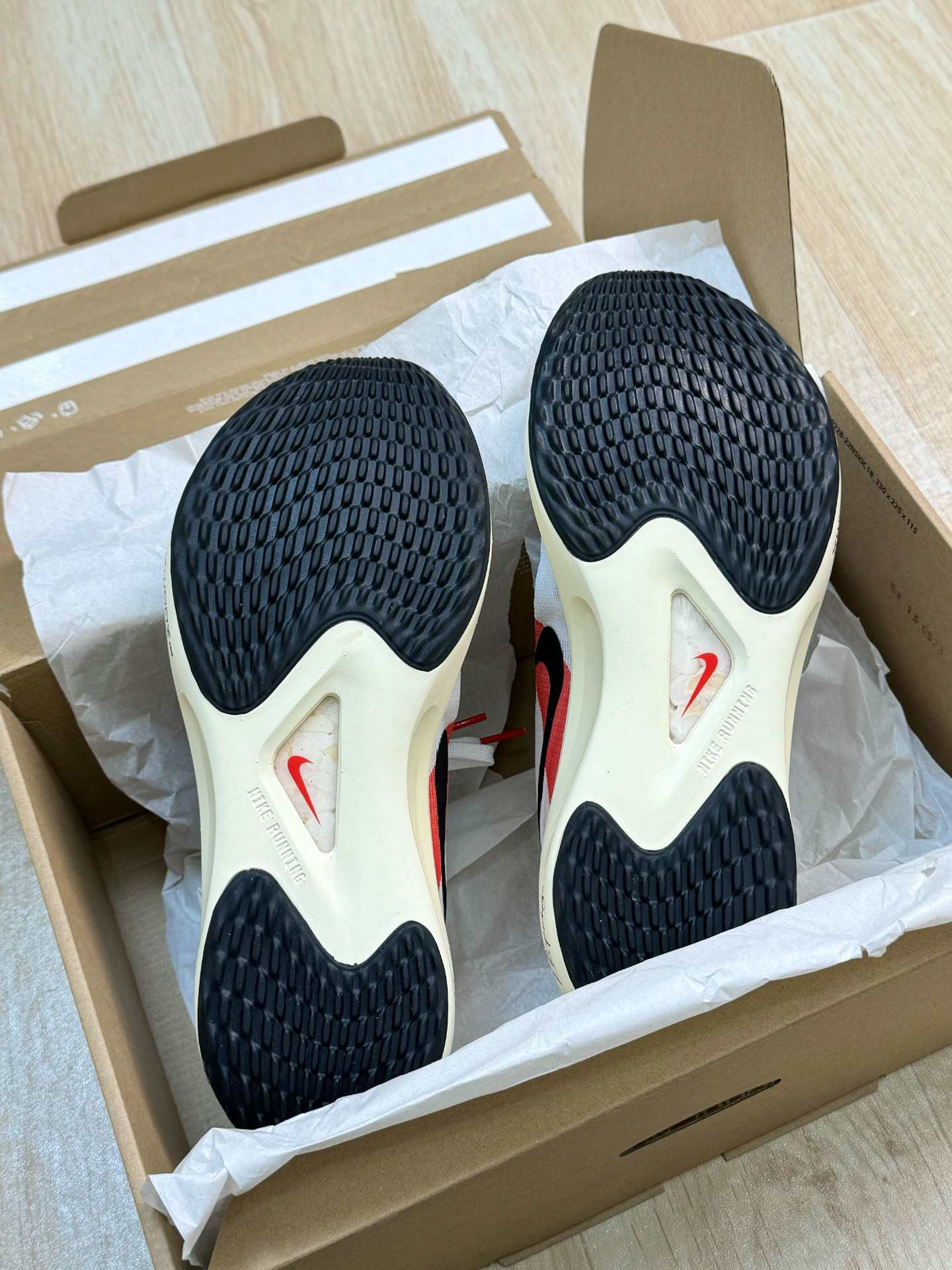 "假中底 全碳"⁉️nike最失望的碳板跑鞋也就它了吧