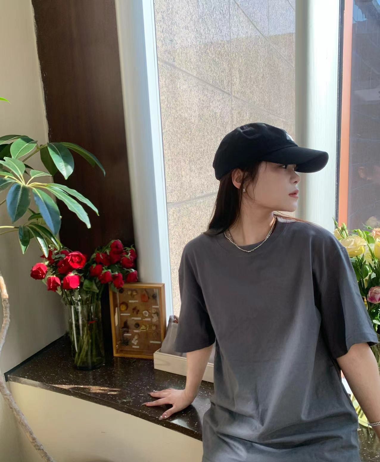 男友风纯色宽松t恤穿搭