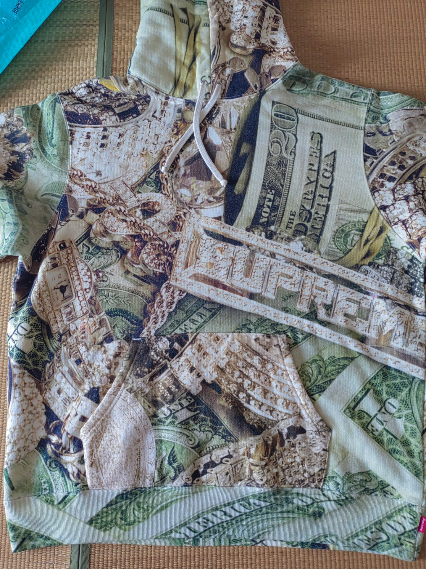 custom review-Supreme Унисекс Свитшоты