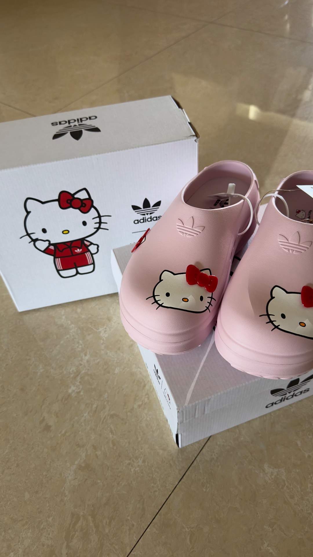 custom review-Hello Kitty x Adidas Originals AdiFOM Stan Smith Mule Антибактериальные противоскользящие домашние тапочки для женщин розовые