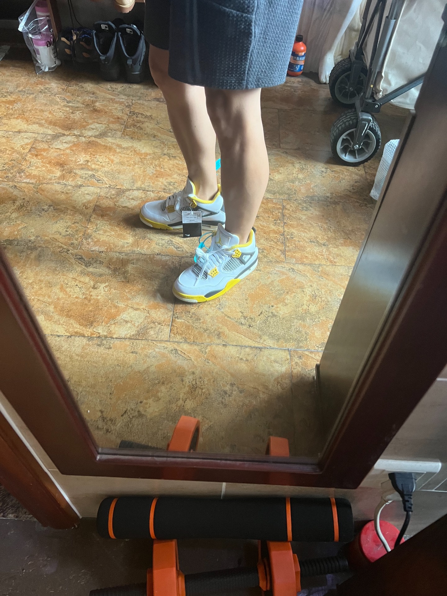 custom review-Jordan Air Джордан 4 'Vivid Сера' MID Топ Винтажные баскетбольные кроссовки Женские Белые Апельсиновые