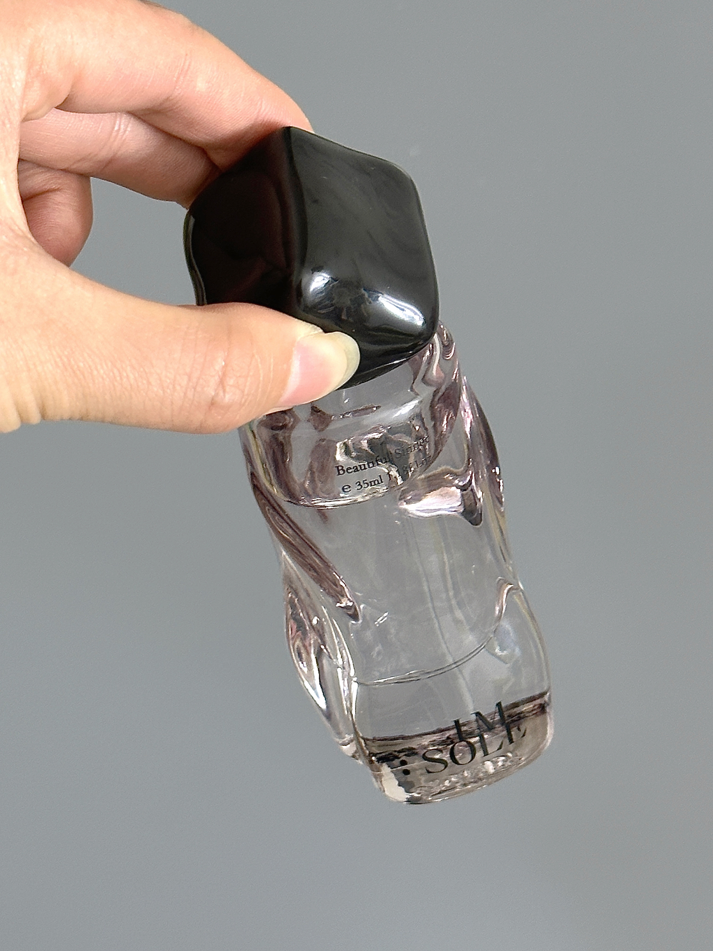 惊呆了!是小说里冷艳女配的味道