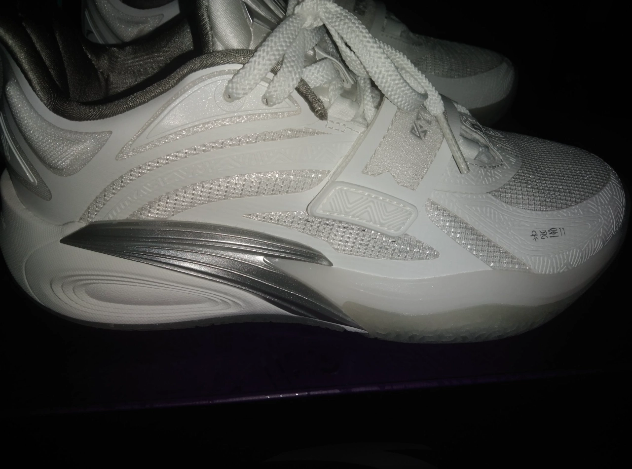 custom review-ANTA KAI 1 Амортизация Износостойкие Низкие Баскетбольные Кроссовки Унисекс Белый Серебряный