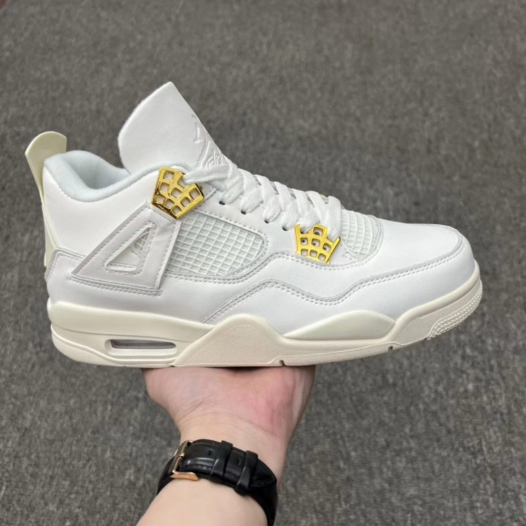 aj4银扣真假对比图片