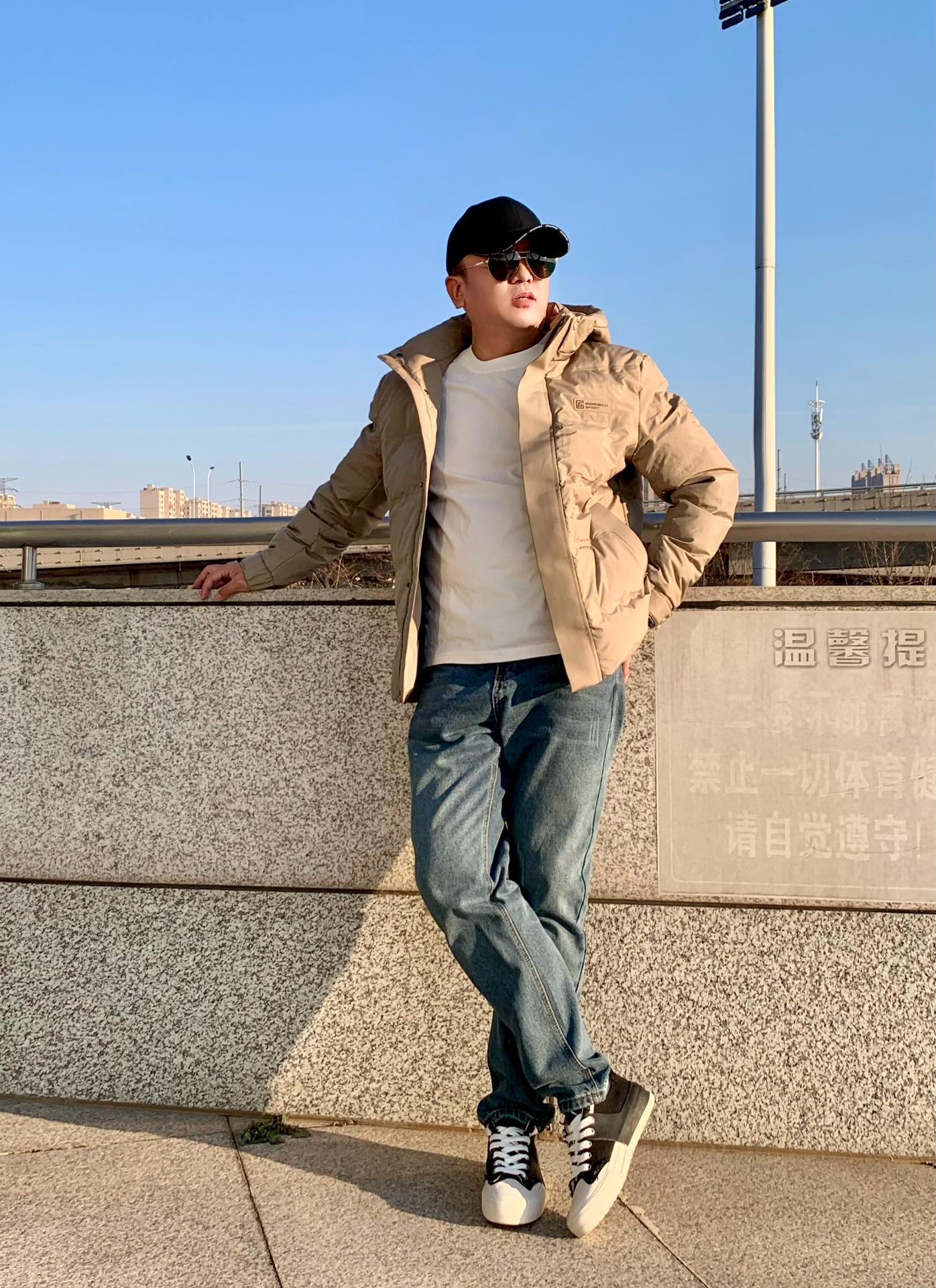 微胖只能选黑色么?我的回答是不!