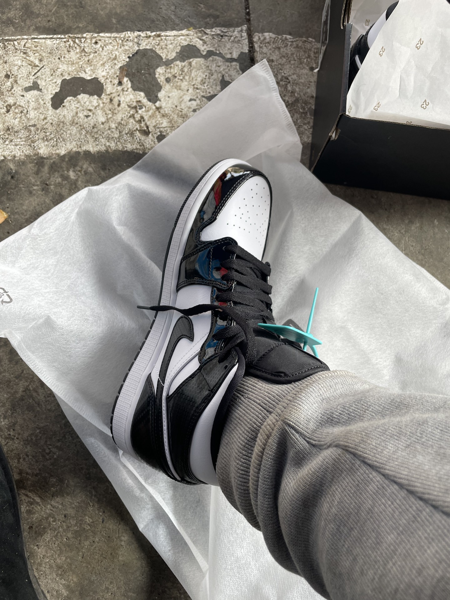 custom review-Jordan Air Jordan 1 MID SE Asw 'Черный и Белый' MID Топ Винтажные баскетбольные кроссовки Мужской Черный Белый