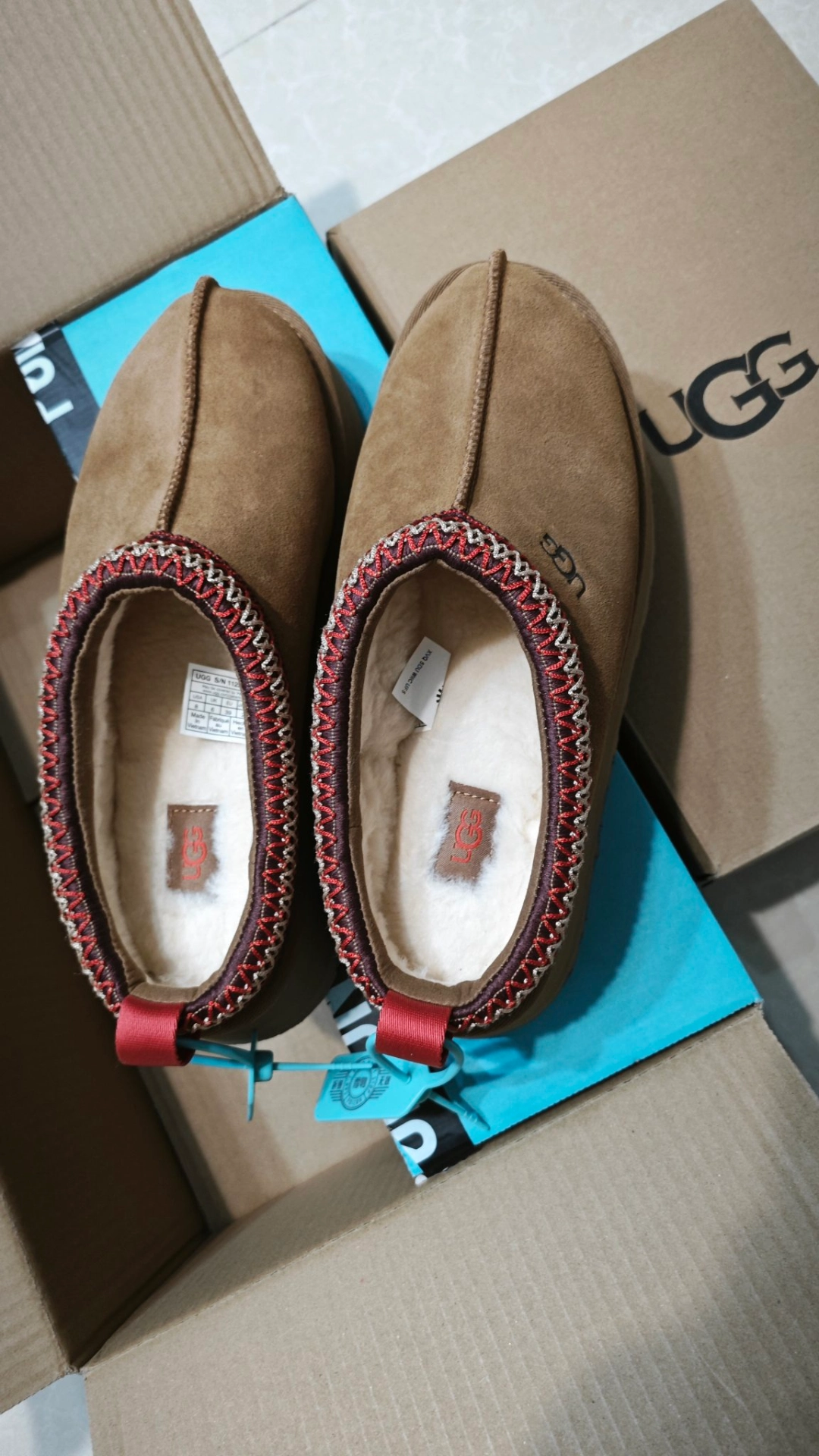 custom review-UGG Tazz Slipper Chestnut Women's