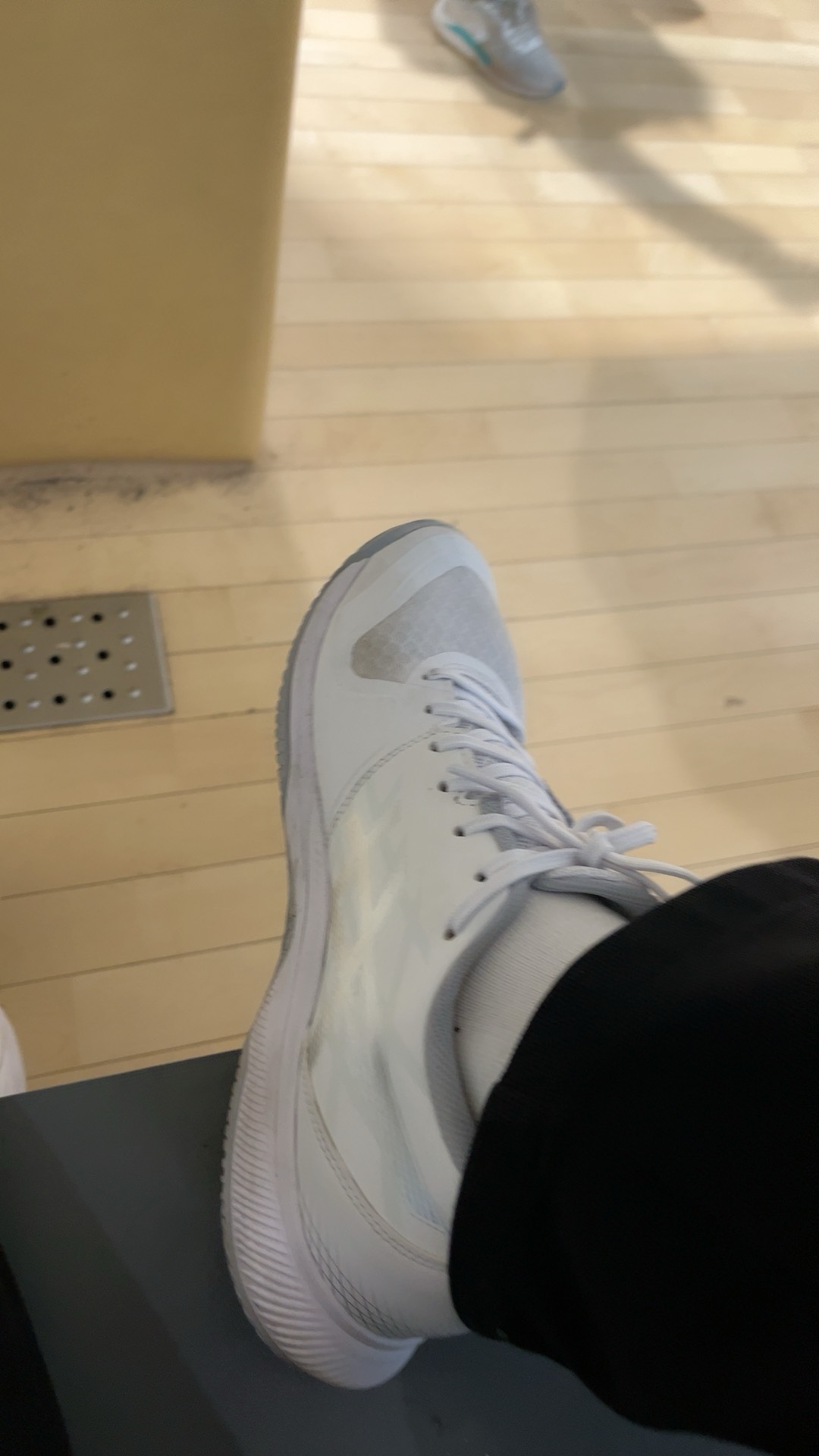 custom review-ASICS Гель Tactic 12 ASICSGEL Tactic 12 Дышащий Низкий Топ Кроссовки для тренировок Женские Белые Серебряные