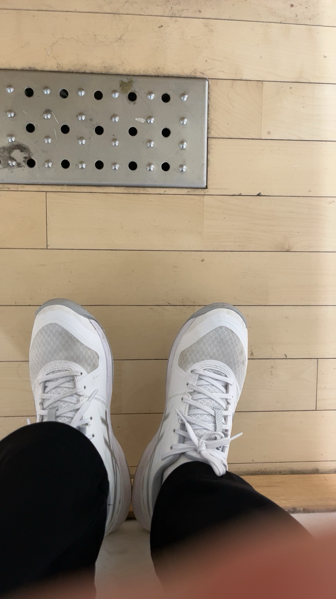 custom review-ASICS Гель Tactic 12 ASICSGEL Tactic 12 Дышащий Низкий Топ Кроссовки для тренировок Женские Белые Серебряные