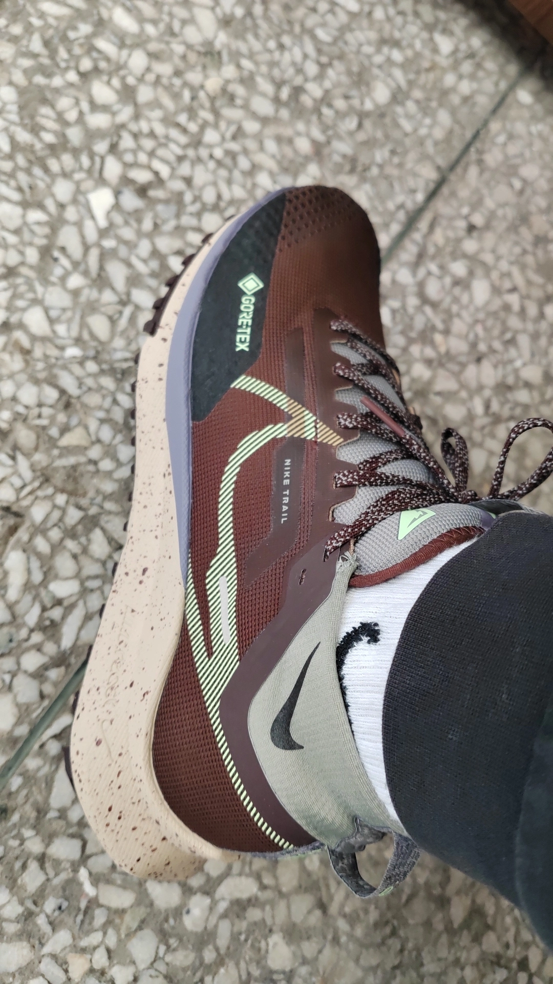 custom review-Nike Pegasus Trail 4 Устойчивый к истиранию Водонепроницаемый и Дышащий Низкие Кроссовки для Беговых Пути Мужские Коричневые