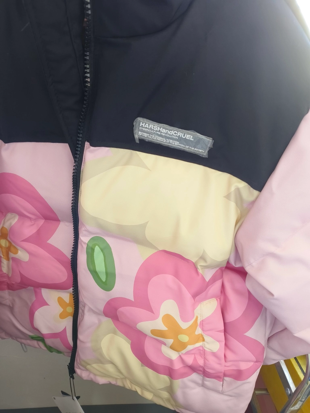 custom review-HARSH AND CRUEL Пуховая куртка Унисекс Многоцветная