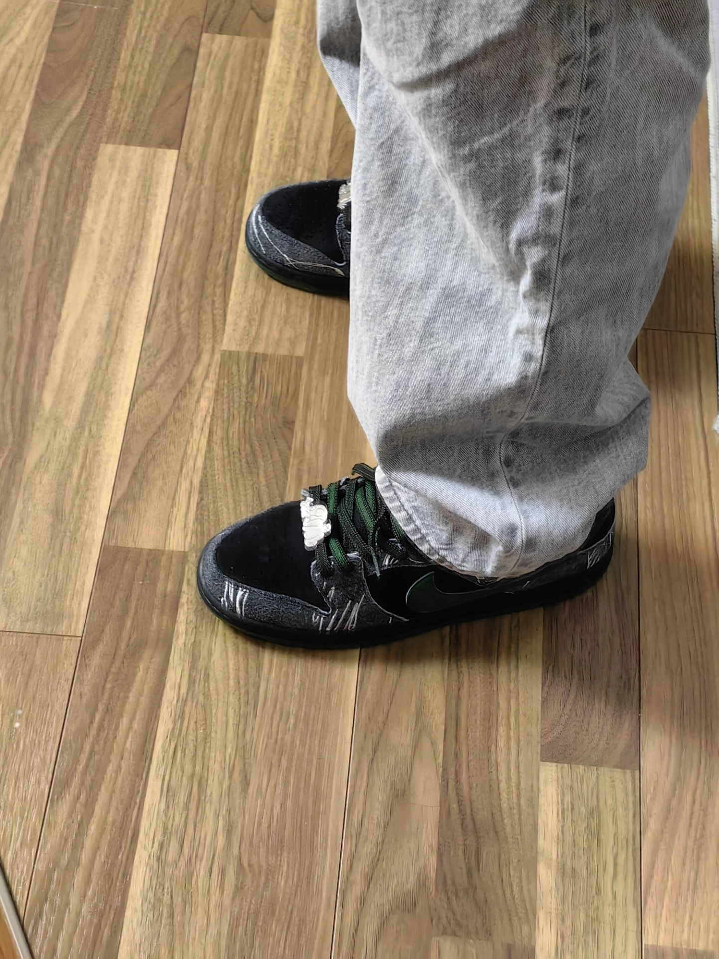 custom review-There Skateboards X Nike SB Dunk Low