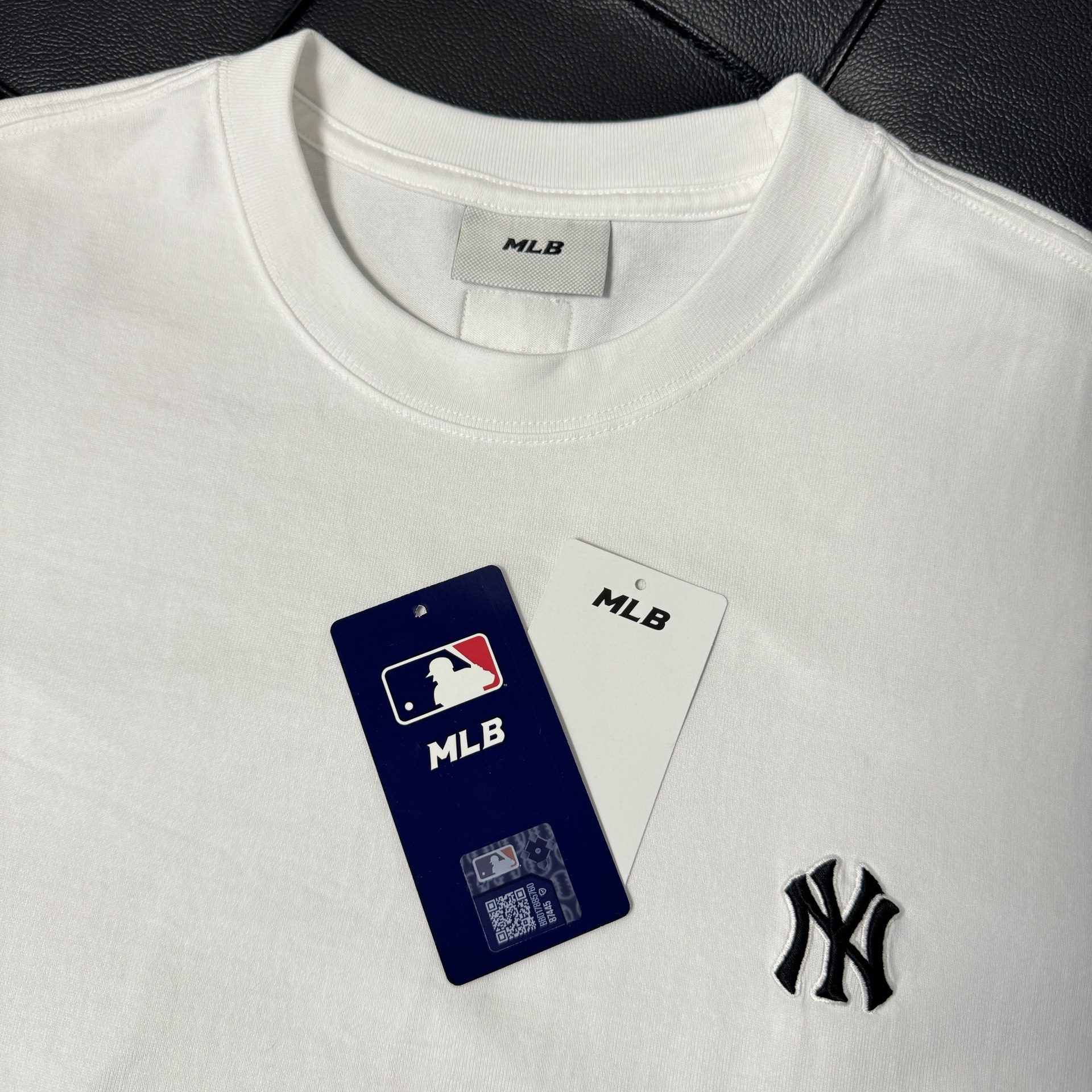 mlb刺绣标短袖