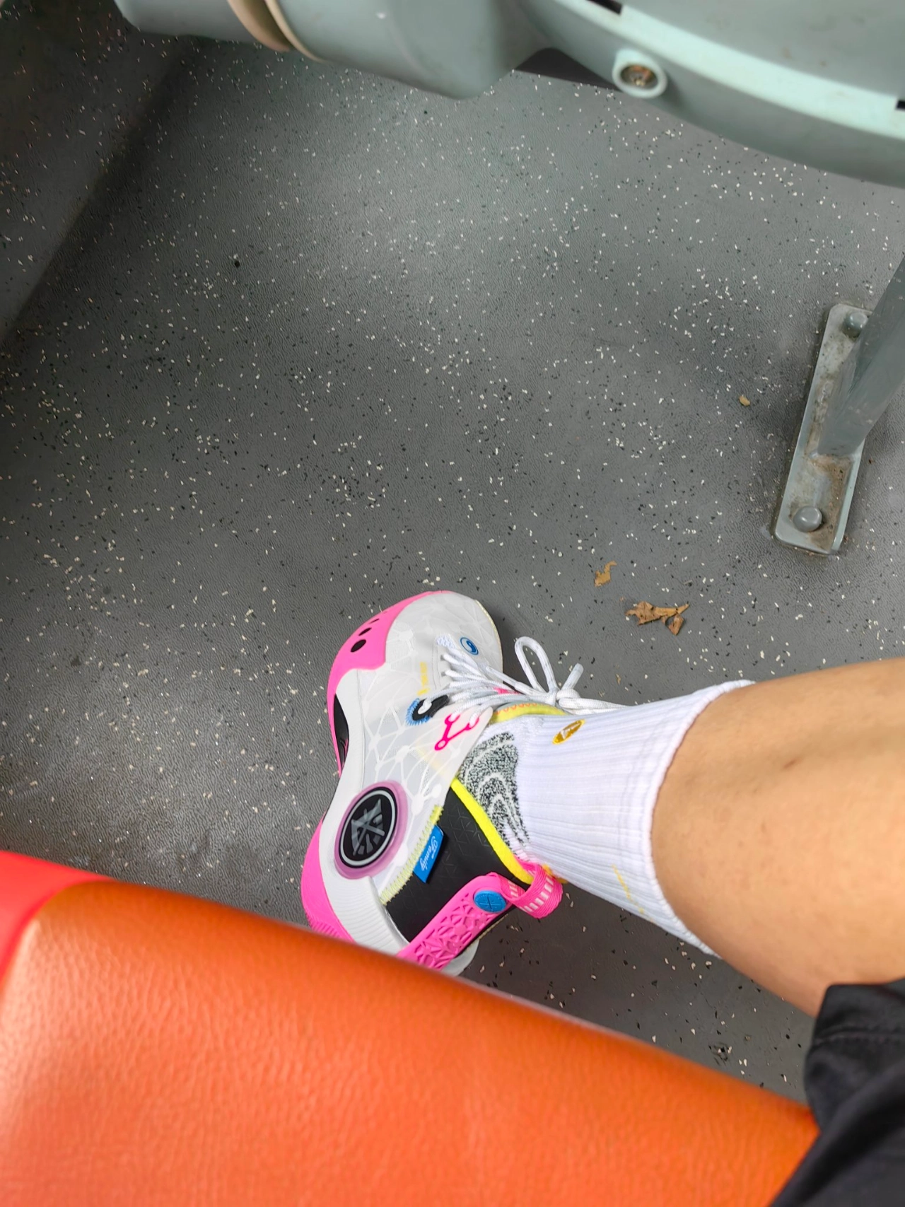 custom review-Подкладка WADE SHADOW 3 Амортизация и Дышащий Низкий Топ Баскетбольные Кроссовки Мужские Белый Розовый