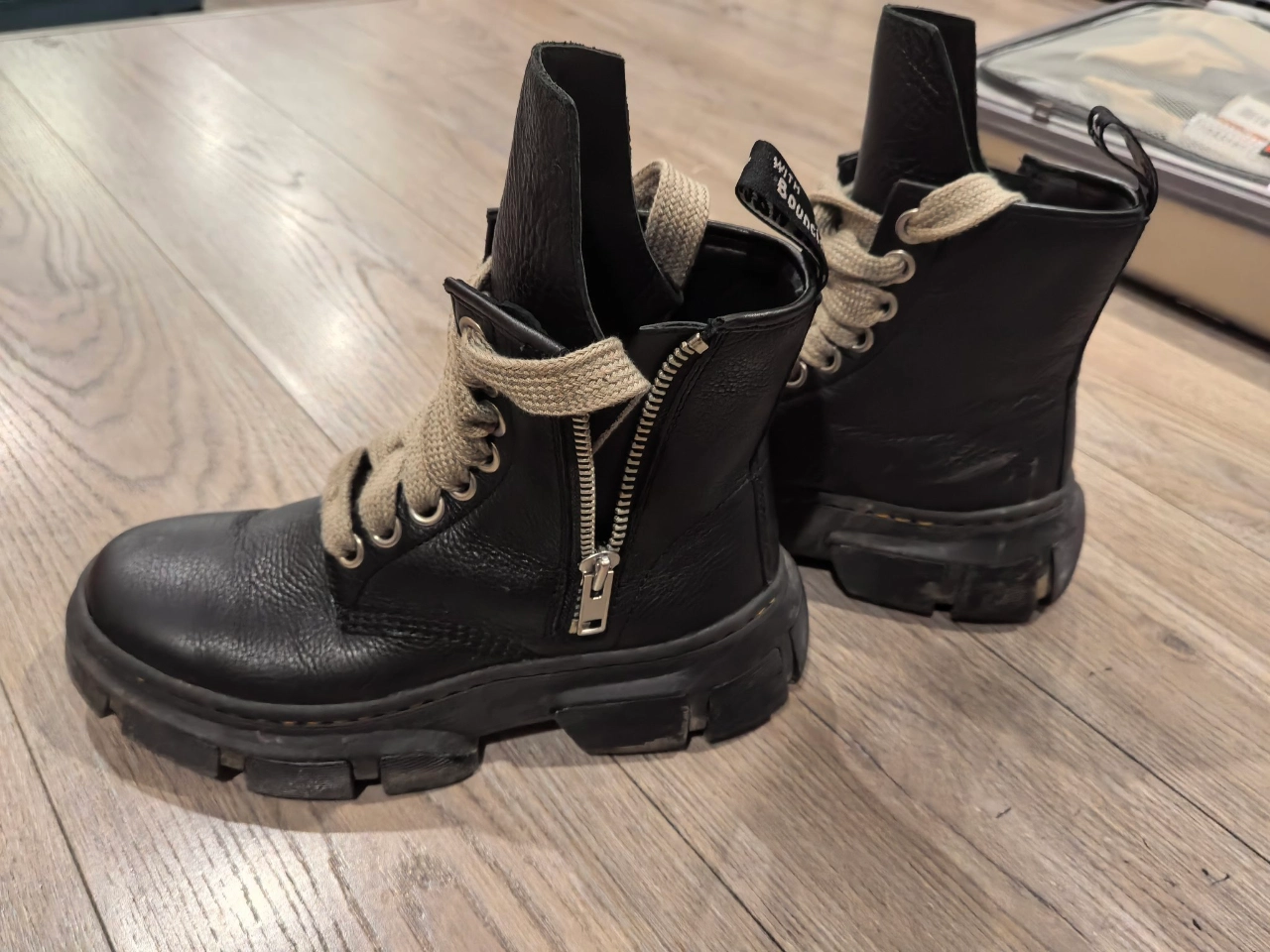 custom review-RICK OWENS x Dr.Martens 1460 Короткий Мартин Ботинок Унисекс Черный
