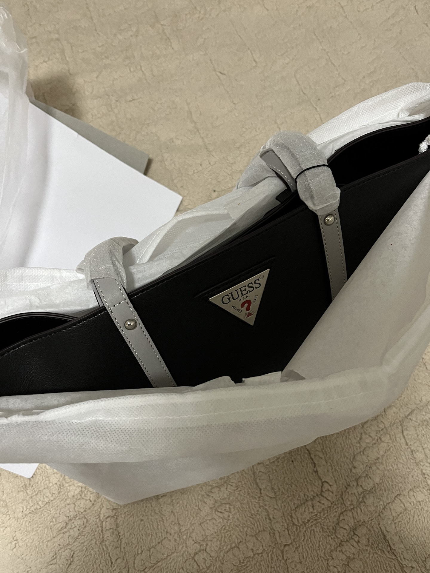 custom review-GUESS Сумка из ПУ (полиуретана) с цветной отделкой Тоут сумка Сумка для покупок Сумка через плечо Обычная Женская Многоцветная