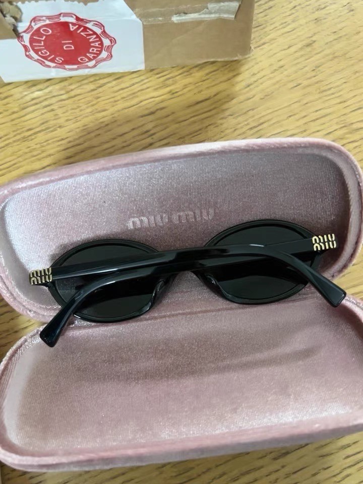 custom review-MIU MIU OVAL SUNGLASSES Унисекс Черный