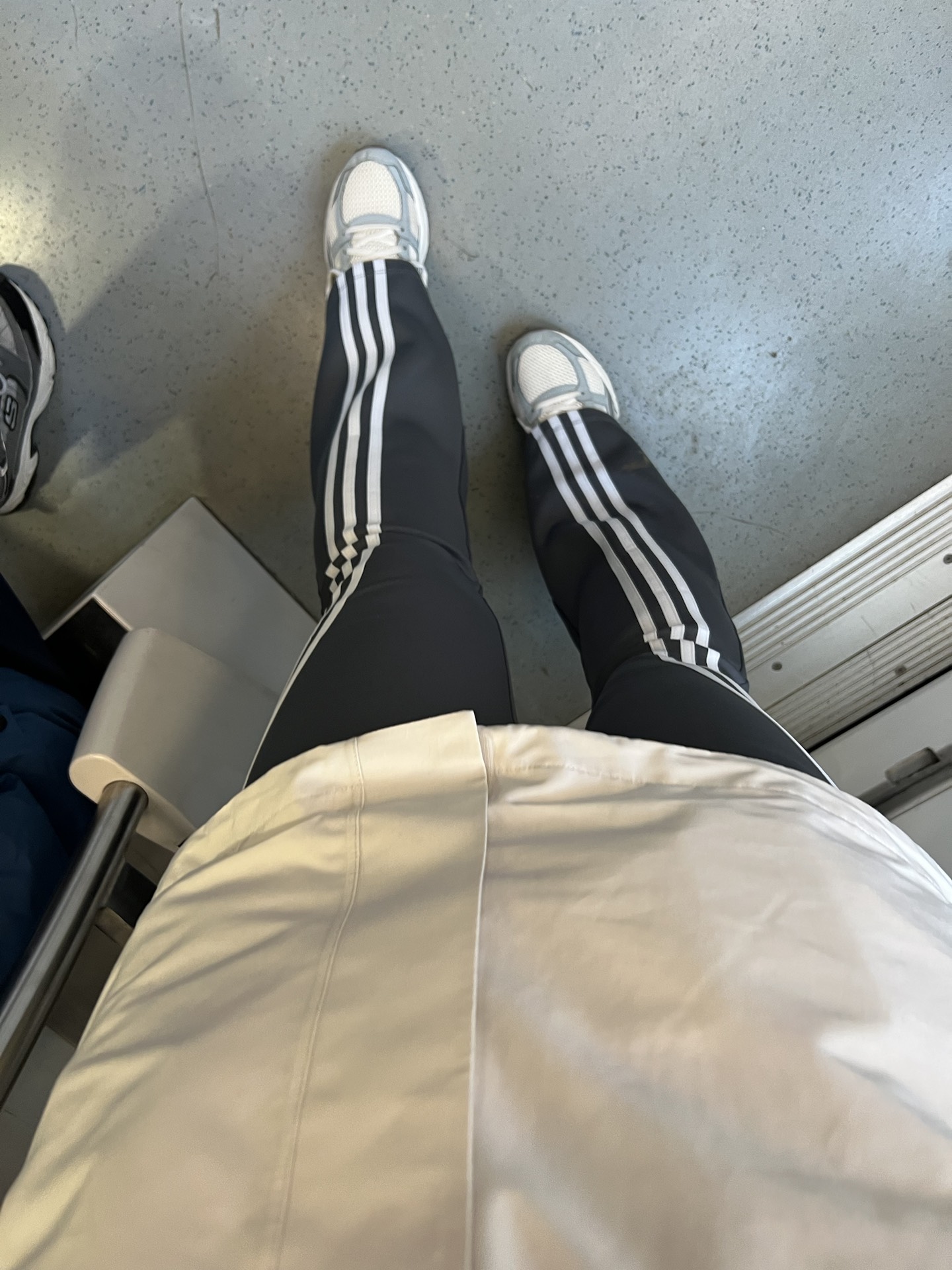 custom review-Adidas Originals Hot Girl Collection Спортивные брюки Женские Серые