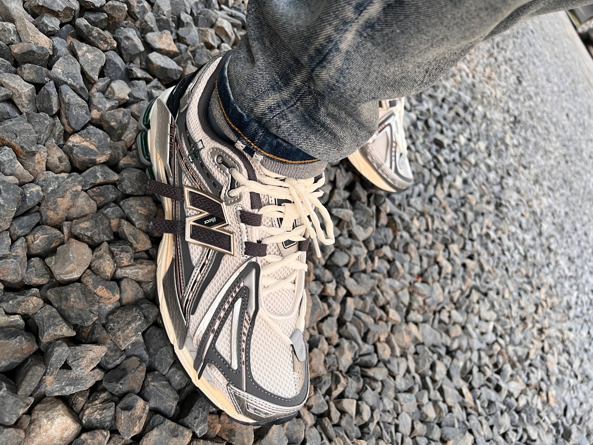 custom review-New Balance 1906A "Tech Explosion"