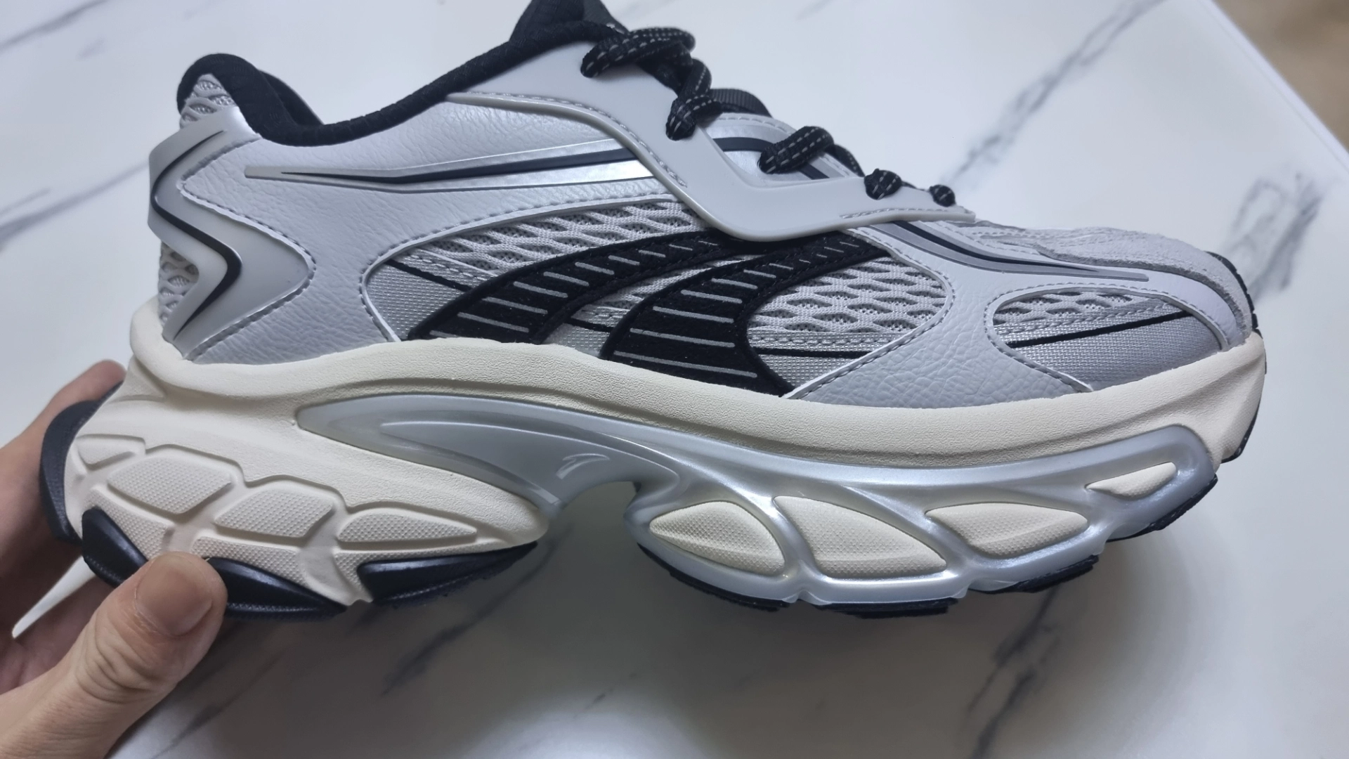 custom review-ANTA Амортизаторы Shock противоскользящие устойчивые к истиранию низкий топ кроссовки с толстой подошвой мужские серо-серебристые