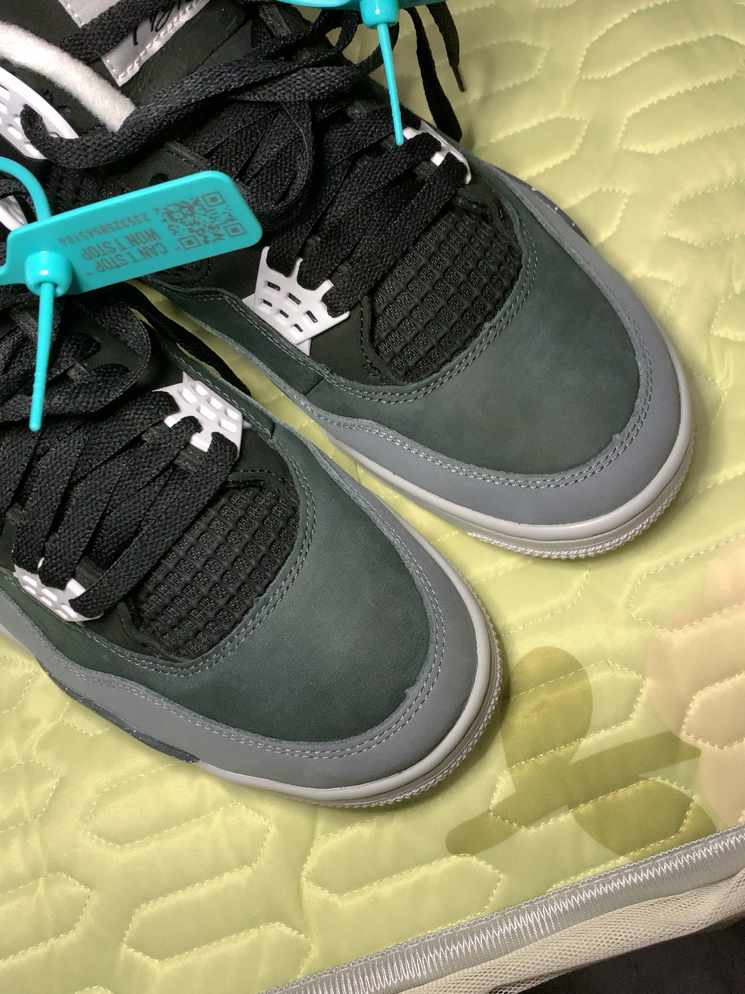 custom review-Air Jordan 4 
Fear

